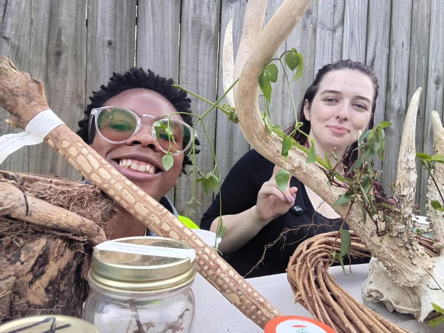 End of the week recap; last Sunday we had the joy of attending @beechhollowfarms Festi-Fall!! This was a great event with snacks, great music, and even better company 😉. We're always happy to talk about our site artifacts as well as all the regenera