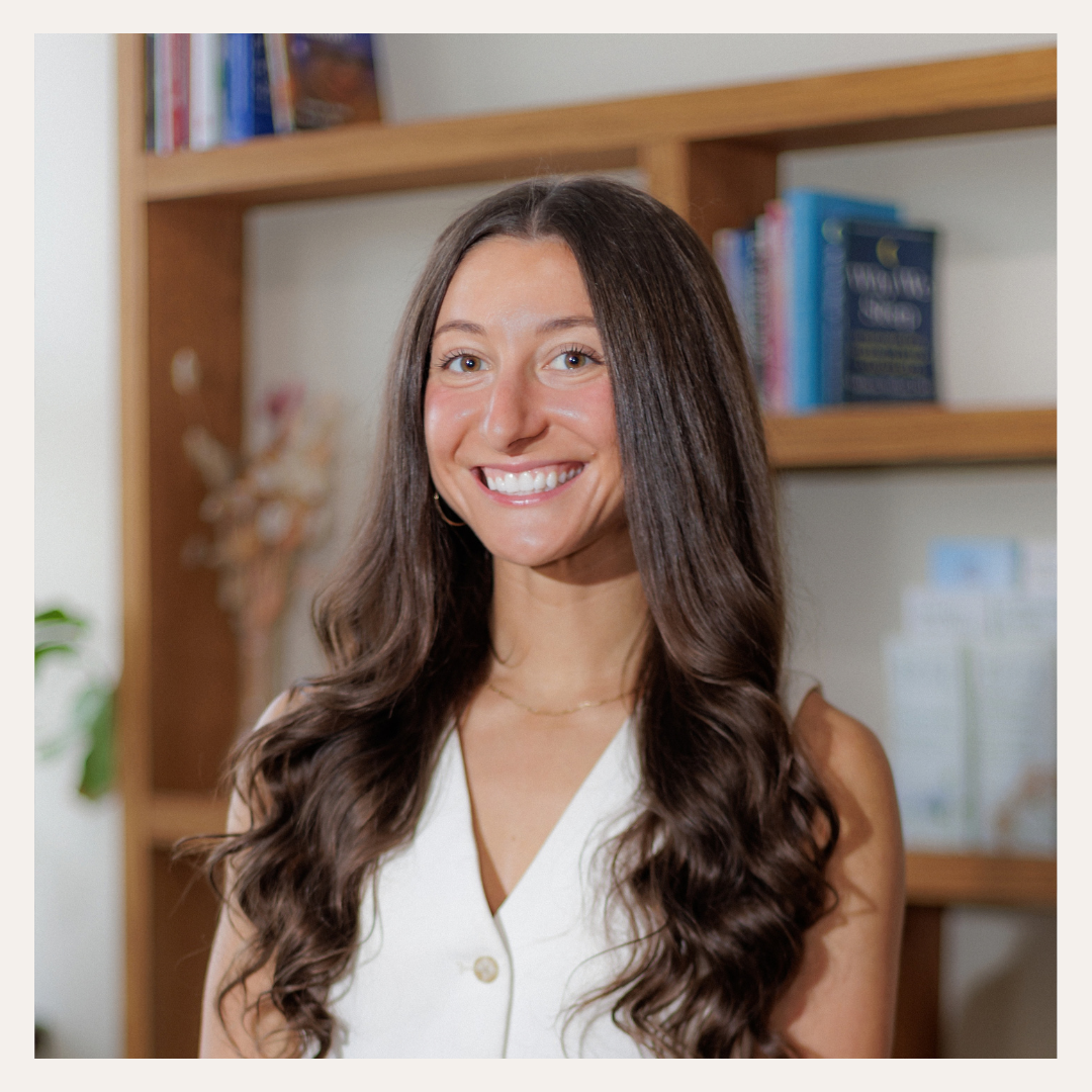 Yasmine Khalaj, Osteopathic Manual Practitioner at Crafted Balance Clinic in Toronto