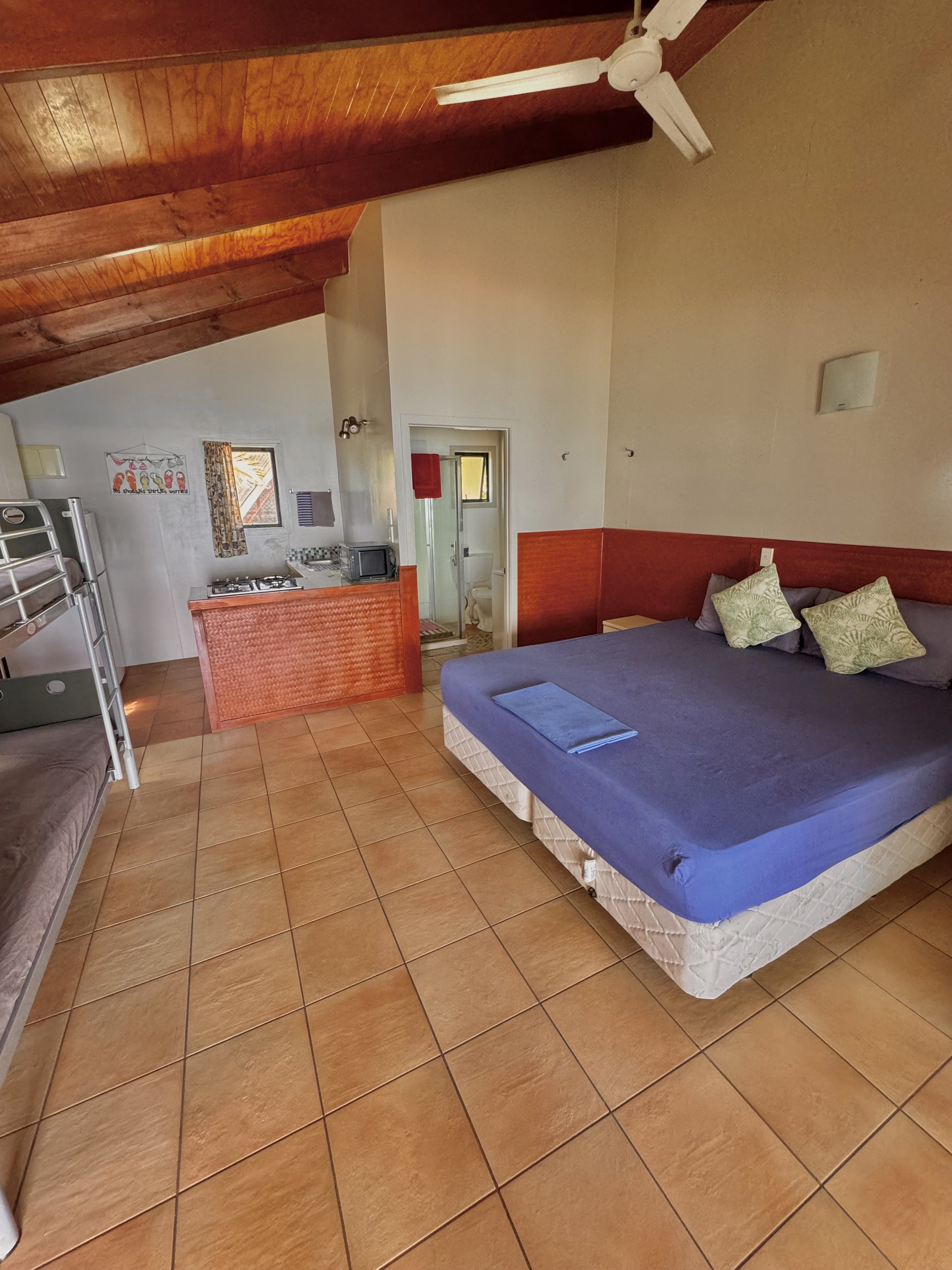 Beachfront Studio - Room Layout