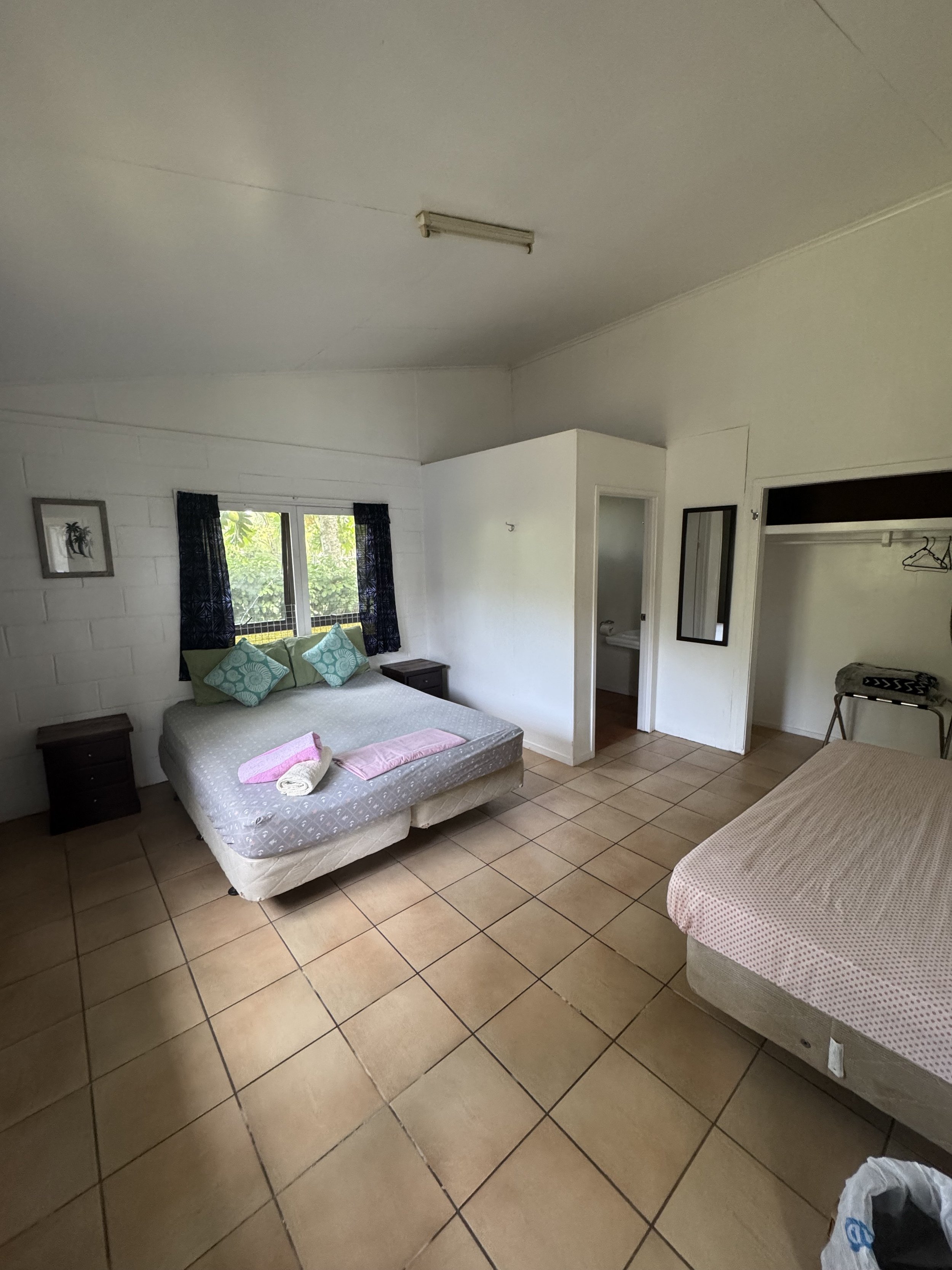 Ensuite Room - Layout
