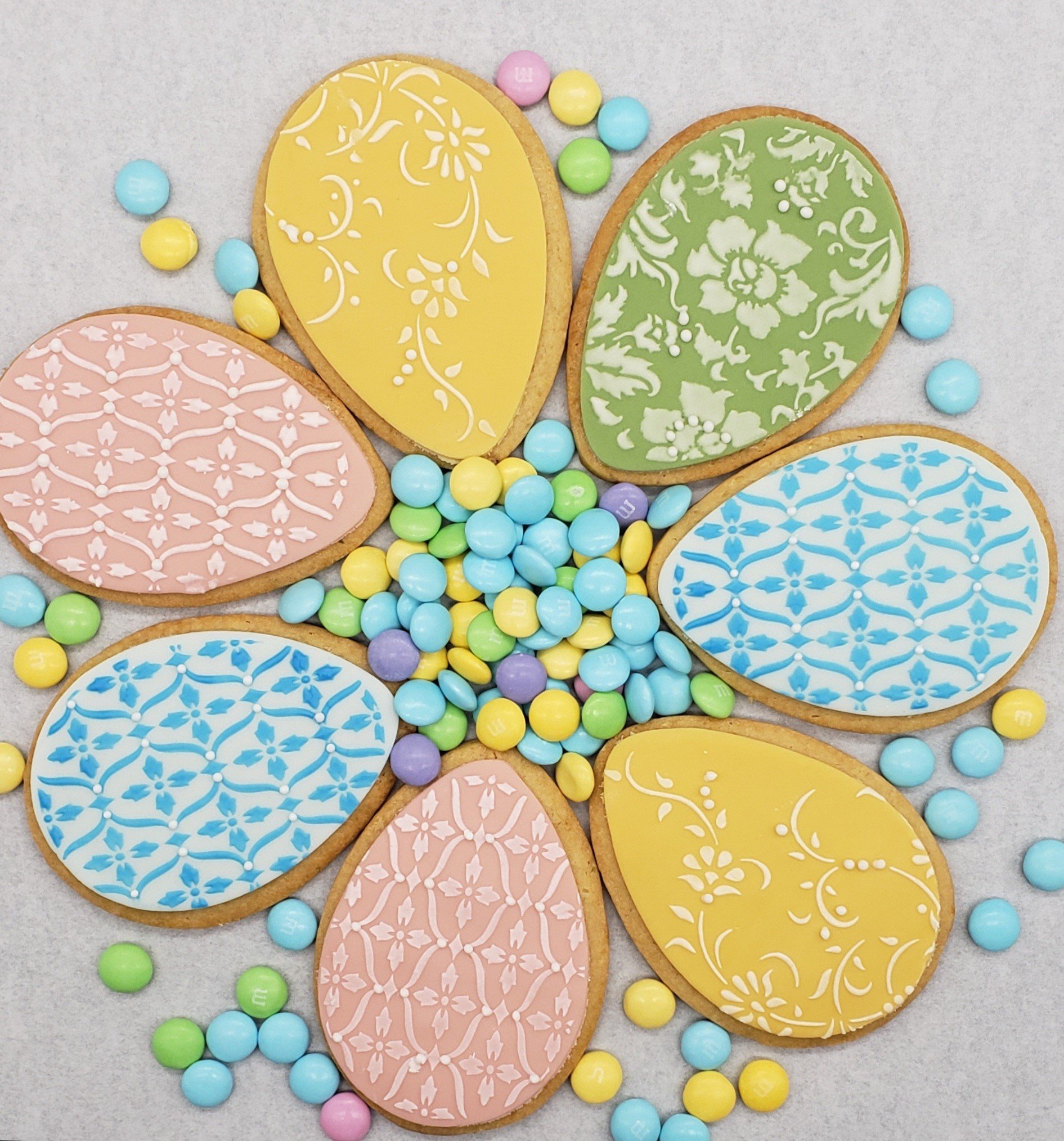 Easter cookie egg.jpg