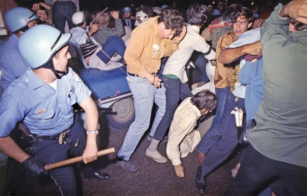chicago riot.jpg