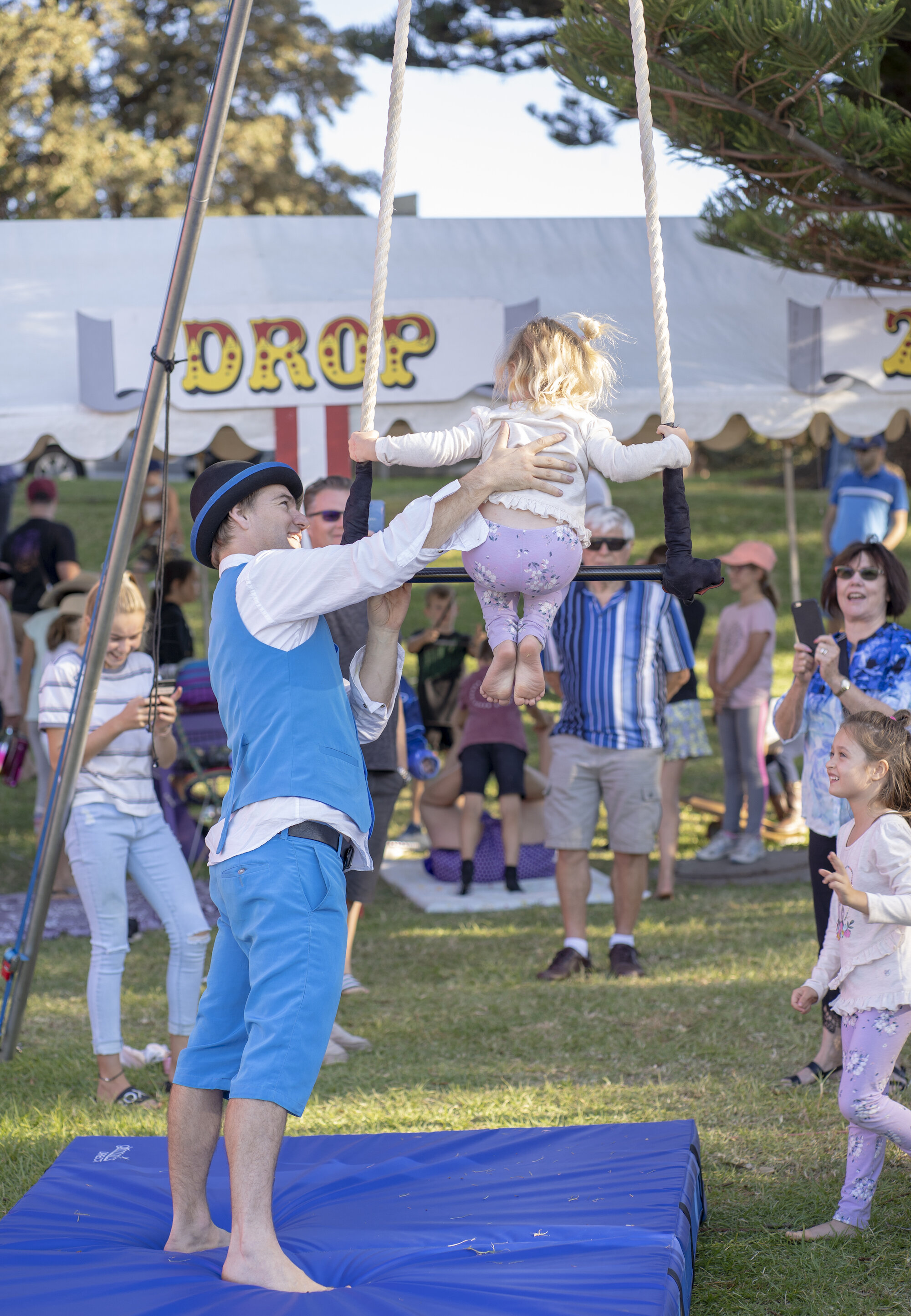 Circus Drop Zone KISS.jpg