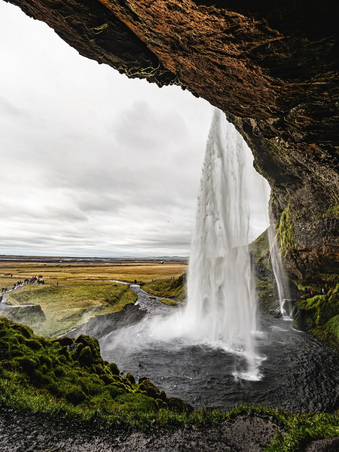 Nothing beats Icelands waterfalls 🇮🇸 

#waterfallphotography #iceland #gopro #behindthelens #landscapephotography #inspire #naturephotography #explorer #adventure #lifesamazingsecrets