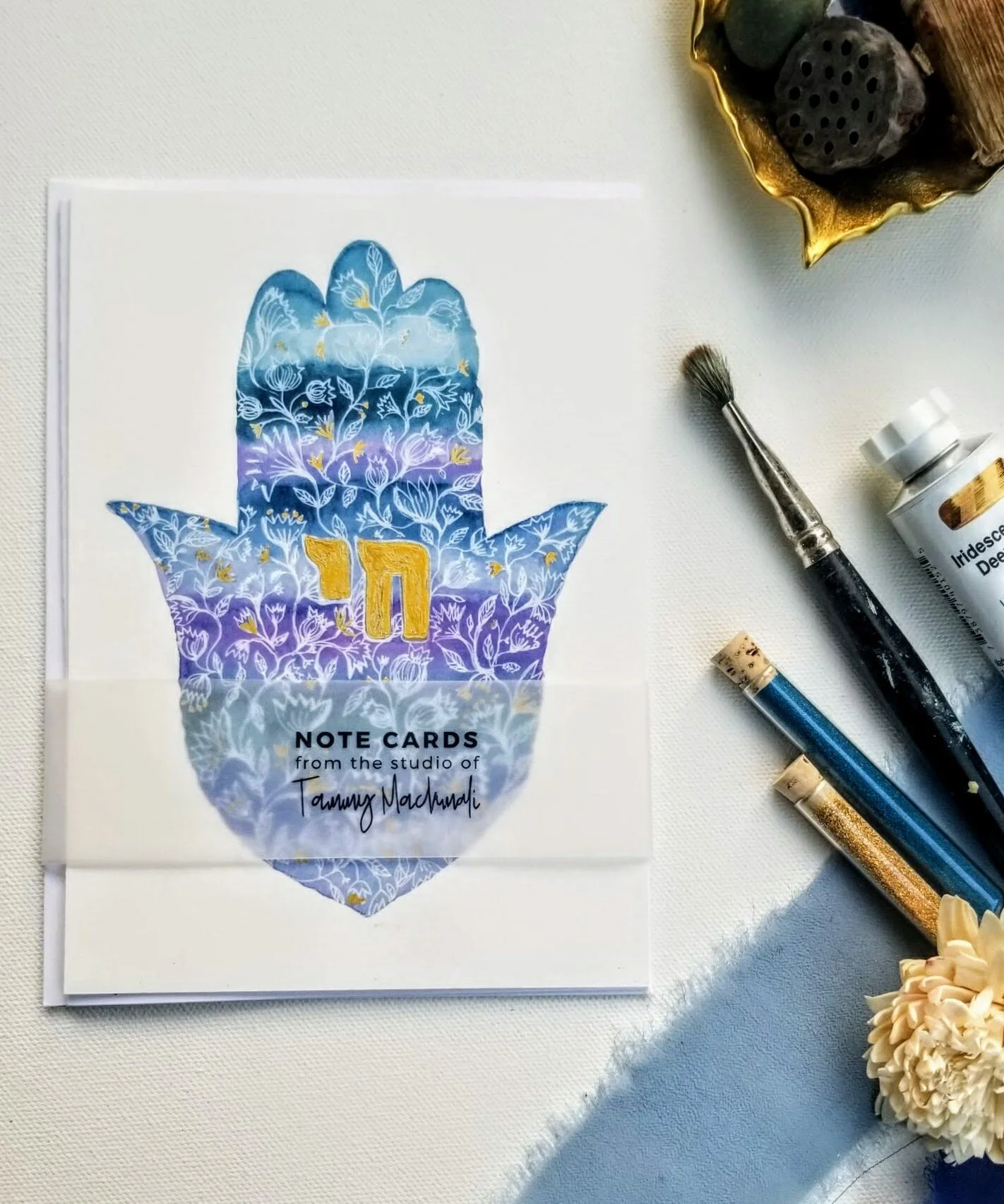 Delightful Moments / Set of 3 hamsa חי folded note cards floral bluish tones by Tammy Machmali