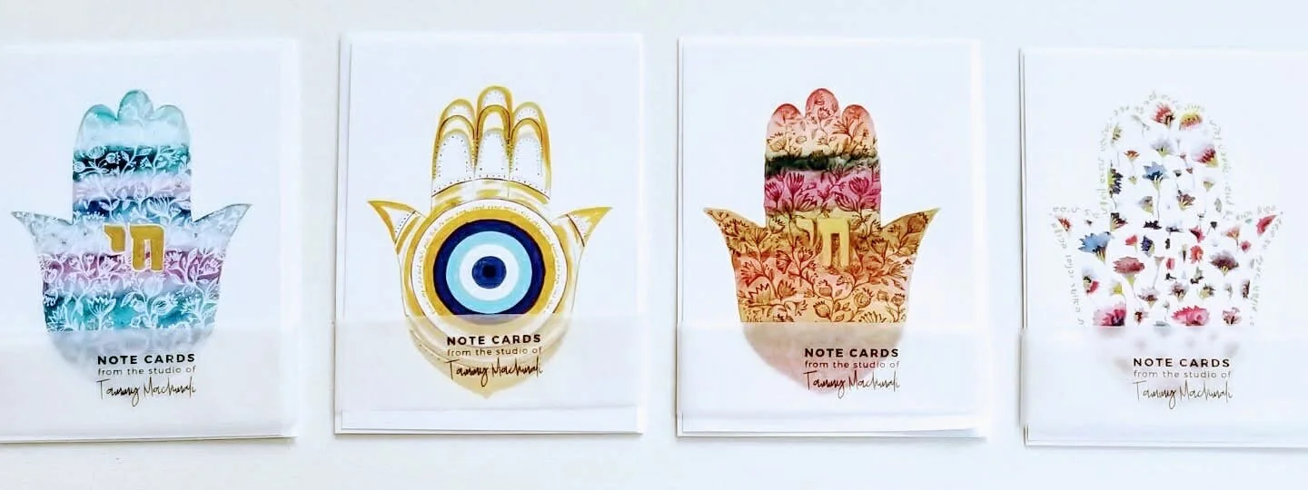 Delightful Moments / Set of 3 hamsa חי folded note cards