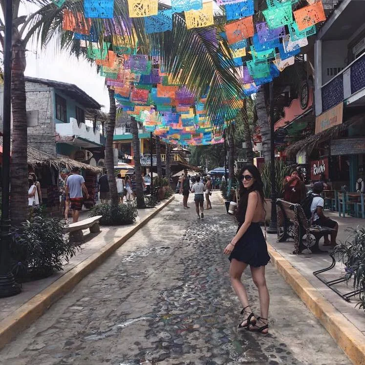 Globetrotter Interview | Kelly Henderson of Velvet's Edge