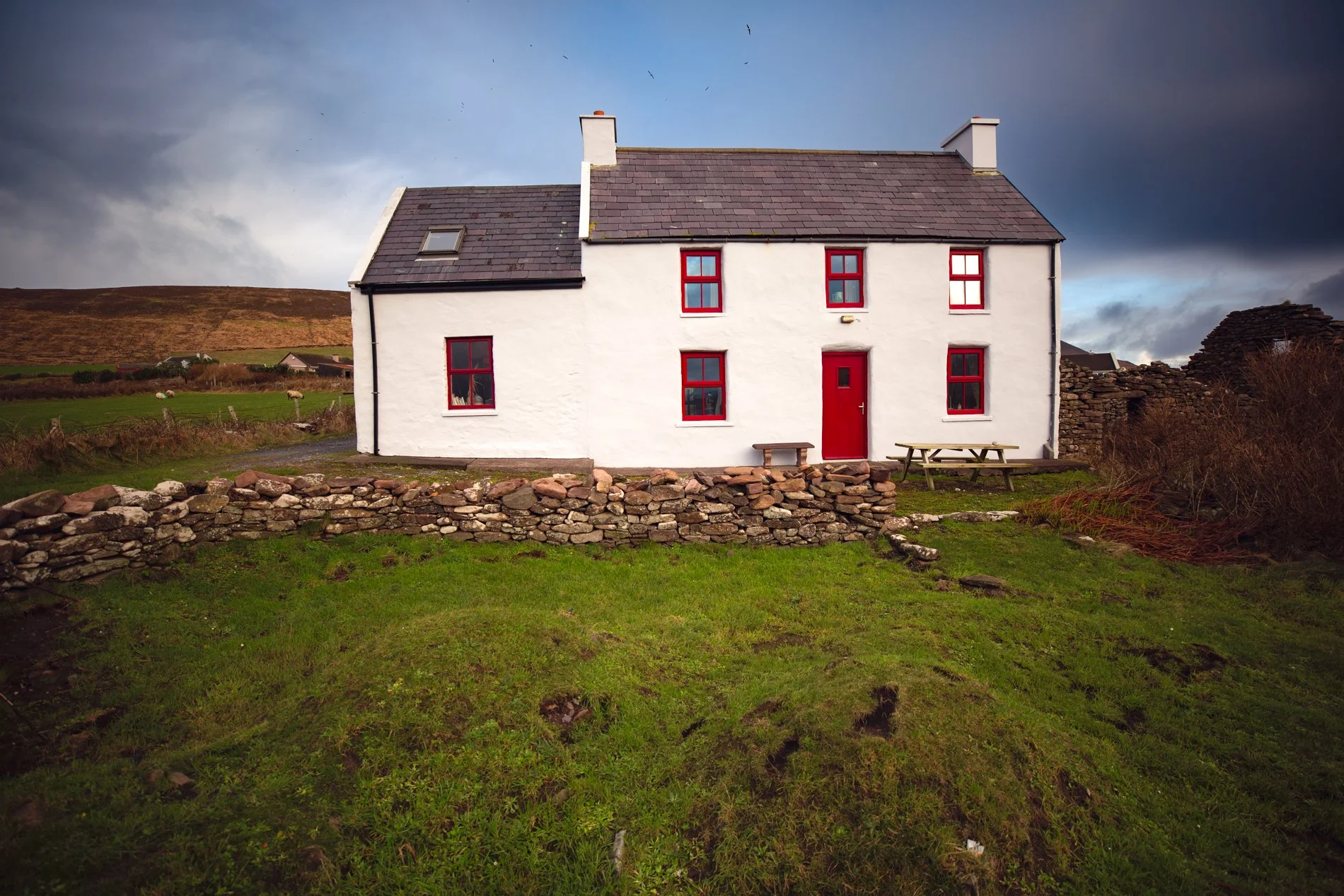Youngs Cottage Ballydavid Ireland-1.jpg