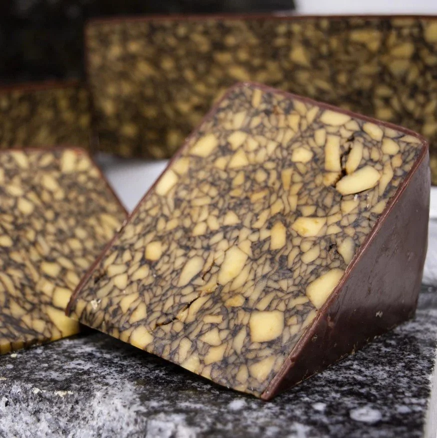 Cahill's Porter Cheddar 2.jpg