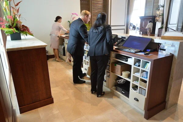 Custom counters and reception desks