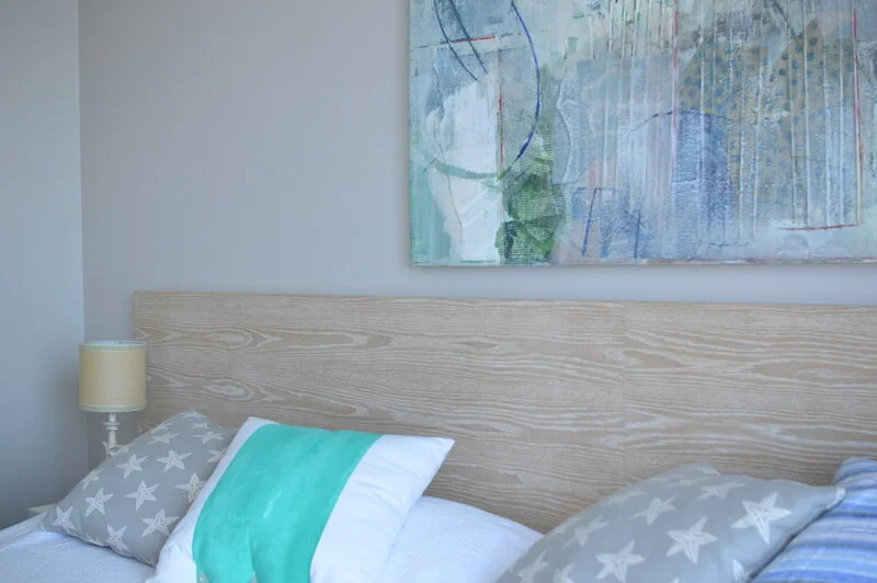 Whitewashed oak bed set 