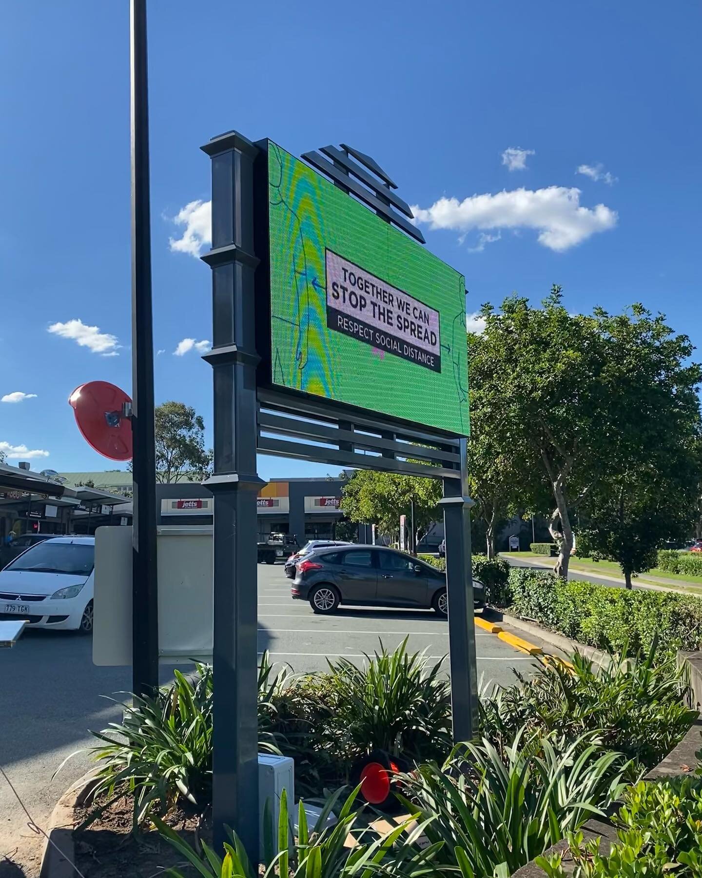 📺Another Vuepix LED screen completed📺 This nice &amp; neat double sided screen is all controlled from a @novastartech TB6 controller &amp; brightness sensor which is integrated into the base of the sign 👌🏼