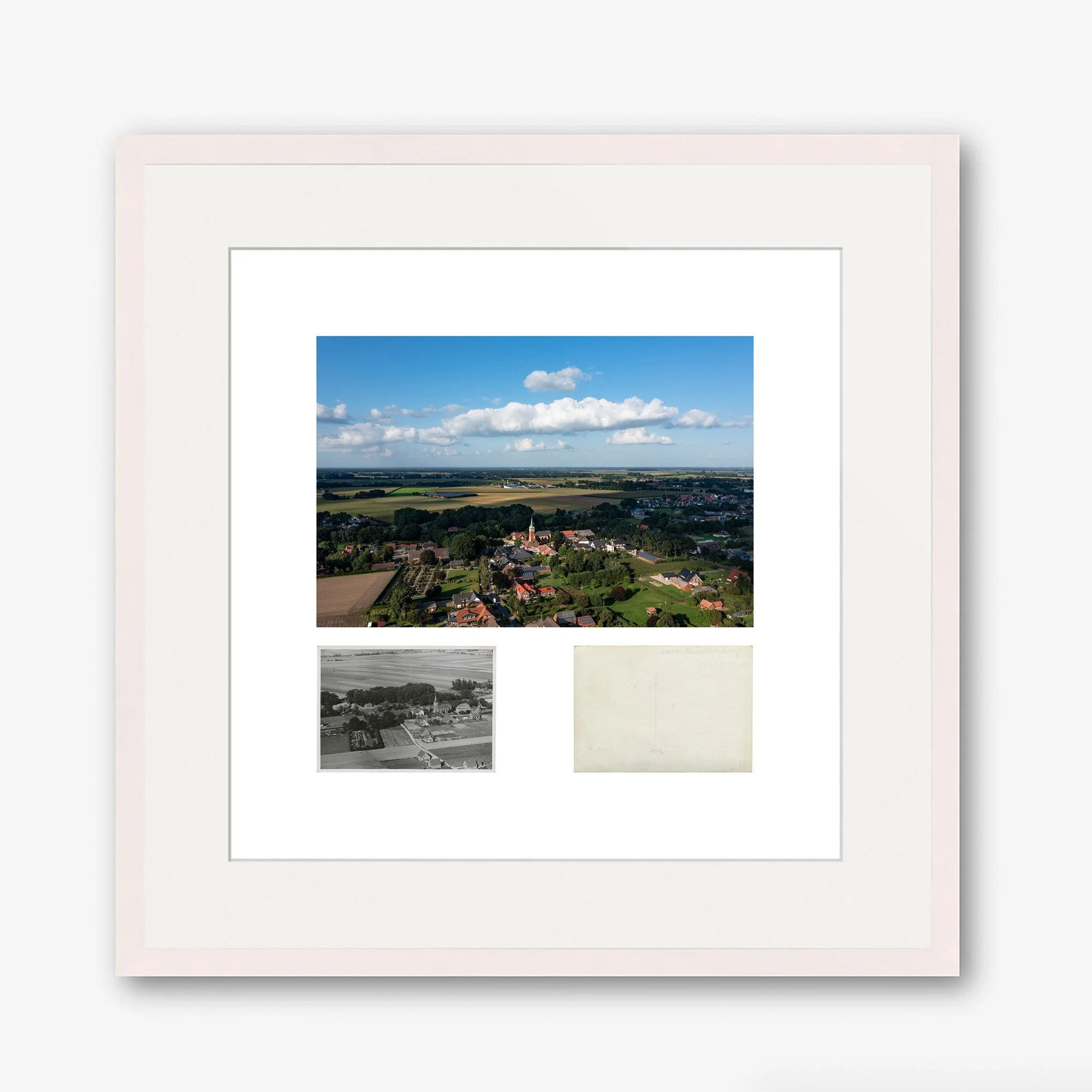 Mai_Rüschendorf_Gerahmt_50x50_Weiss.jpg
