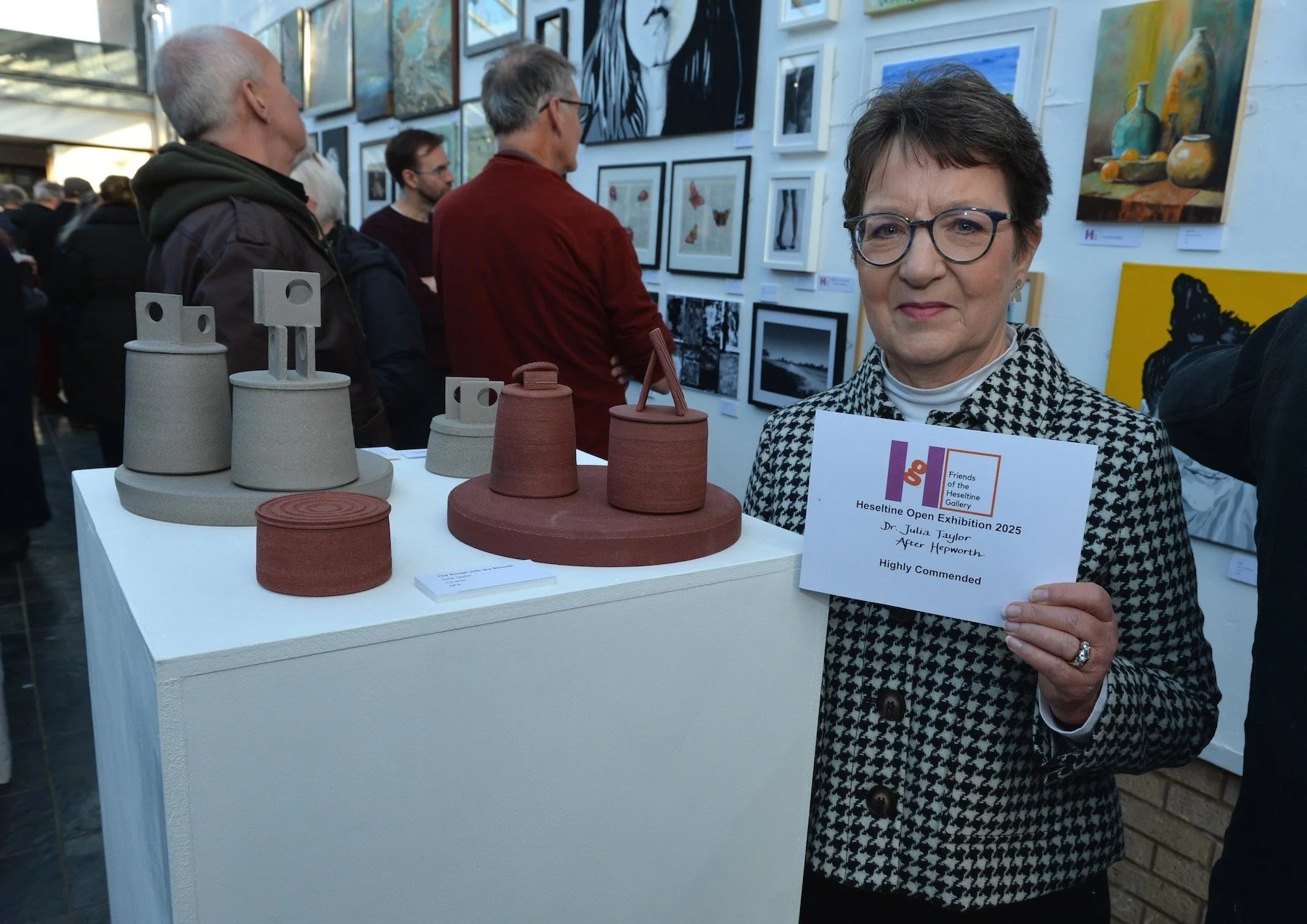 Julia Taylor+HC cert.JPG