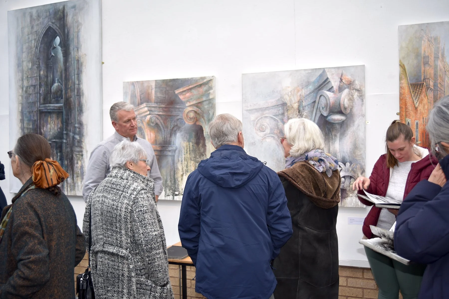 IanMurphy meeting people.JPG