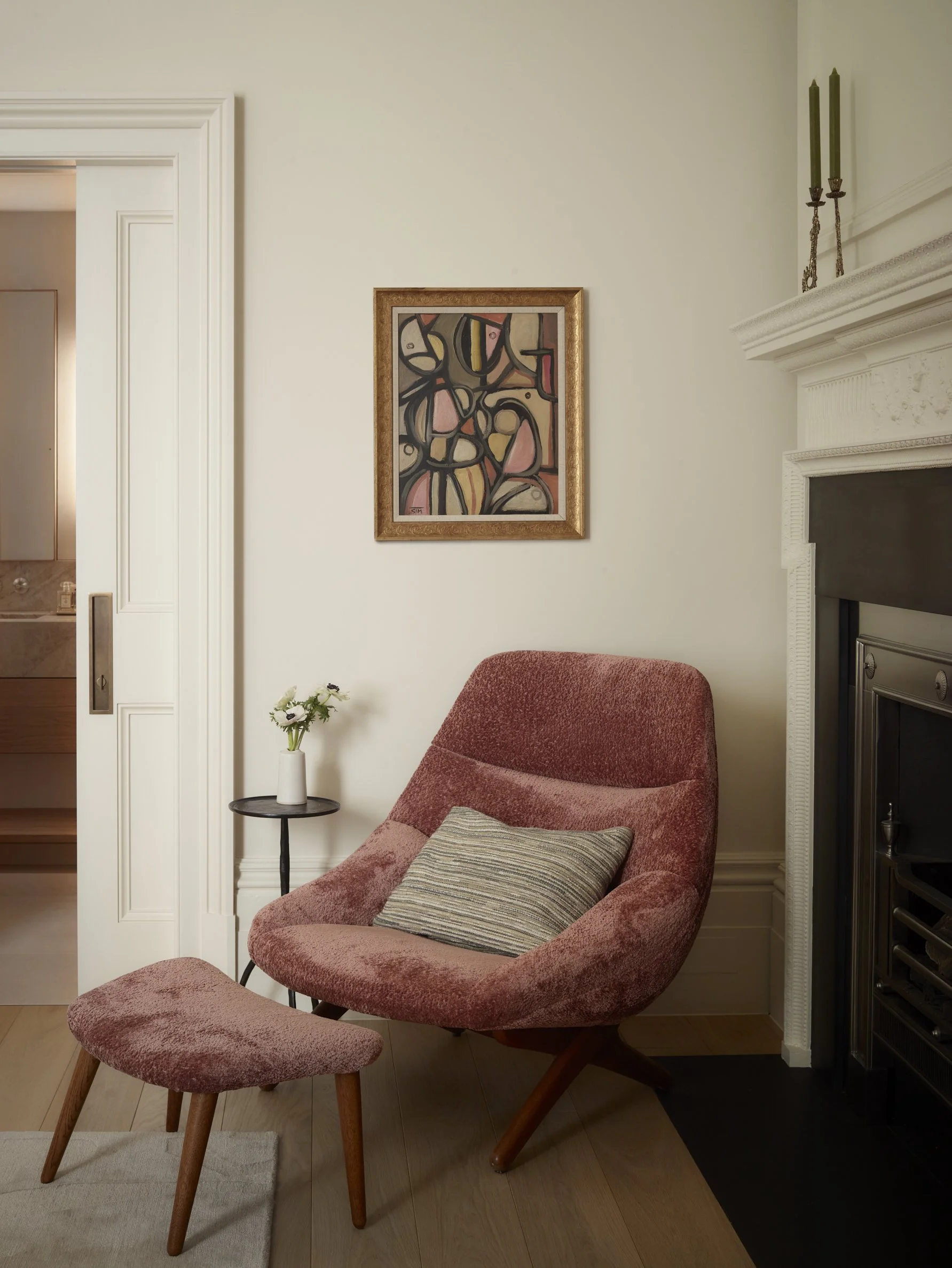 LOW_BEDROOM_CHAIR_.jpg