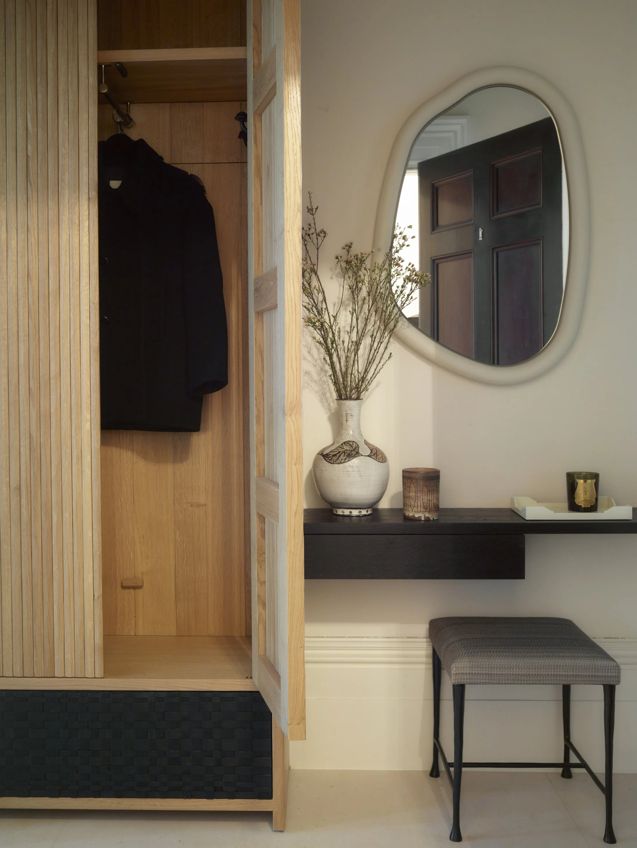 LOW_HALL_CABINET_OPEN_.jpg