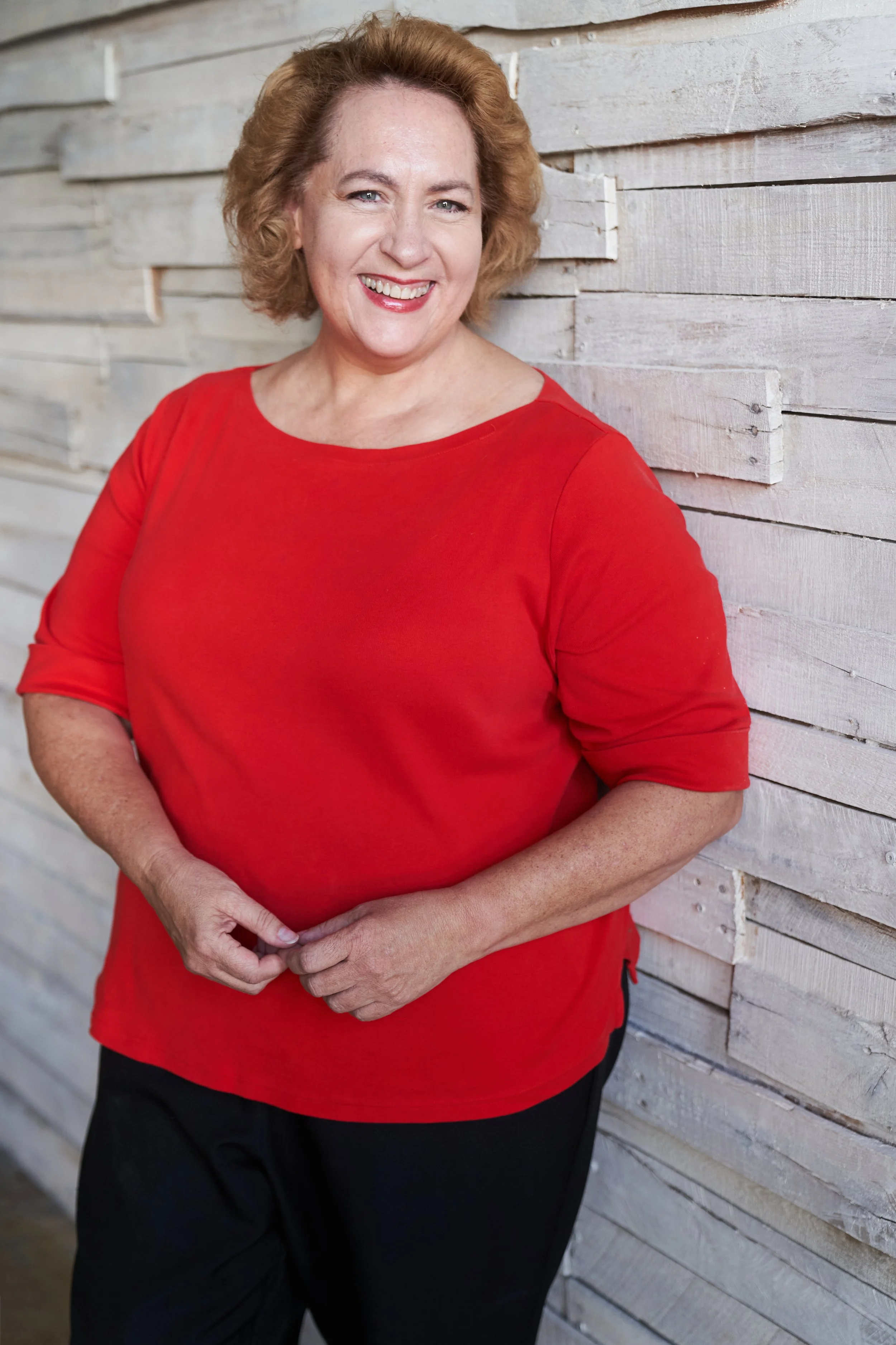 Elsa Headshot5917.jpg