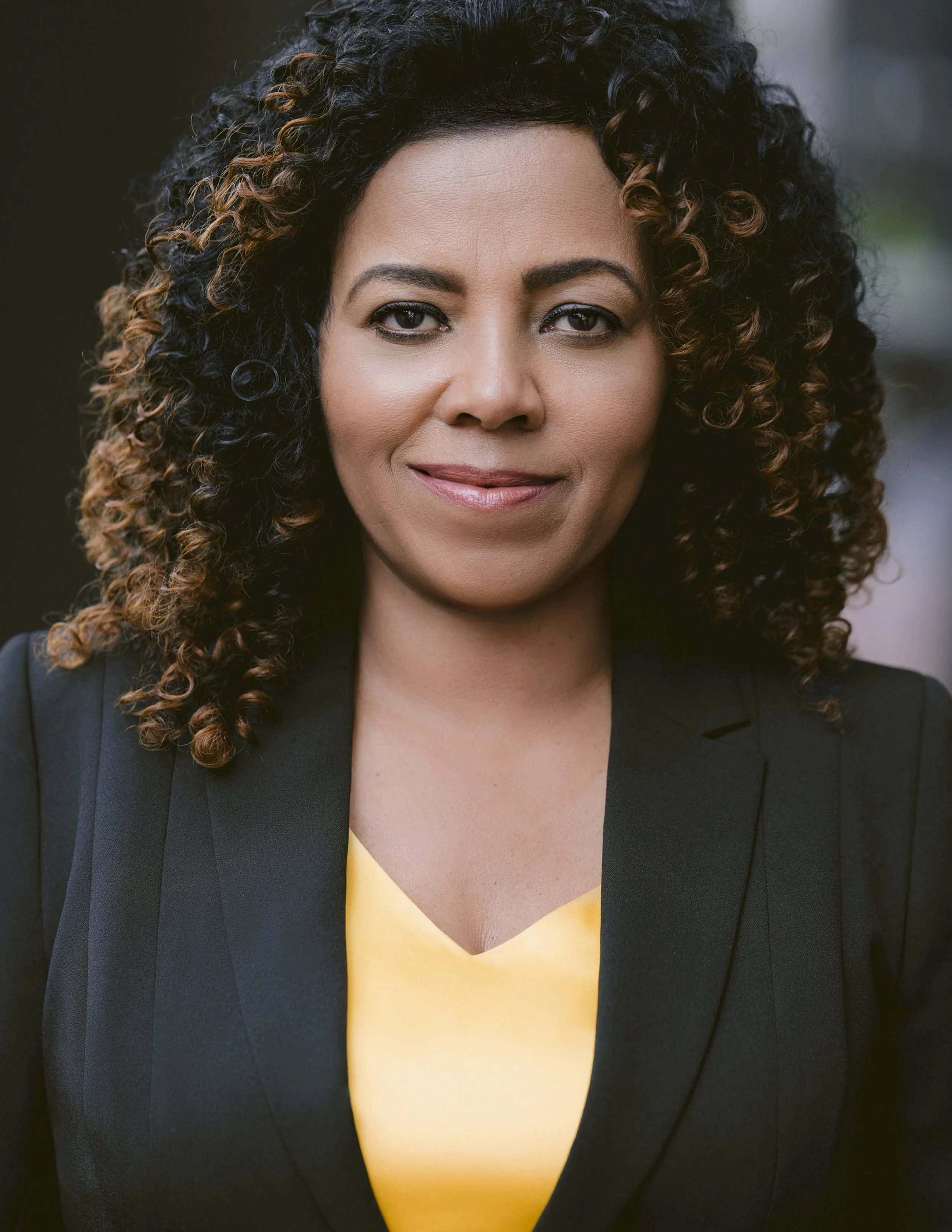 headshots-beth-worku-044-final-border #4-1-V2.jpg