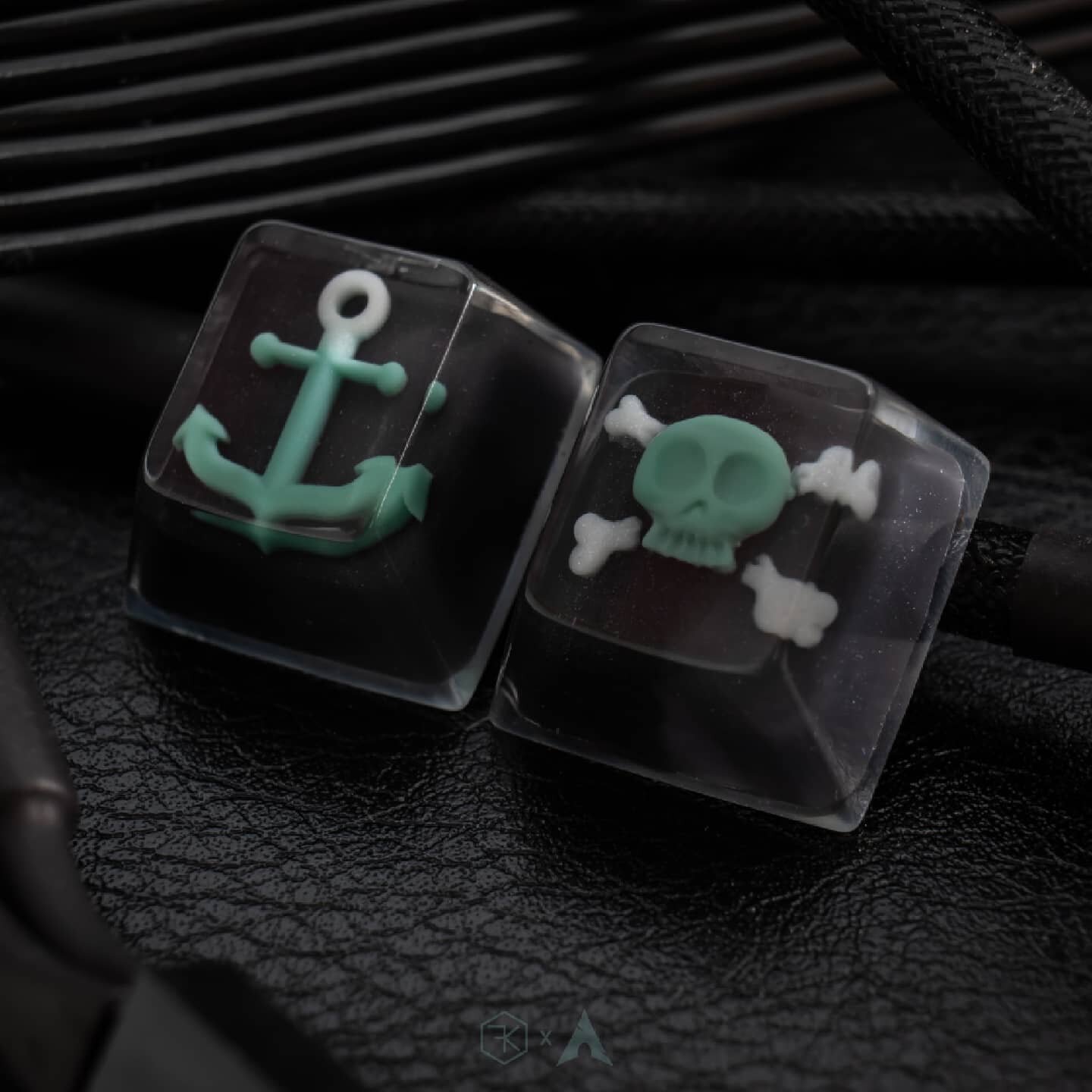 𝙵𝙺 𝚡 𝙶𝙼𝙺 𝙰𝚁𝙲𝙷⁣
⁣⁣⁣
I've teamed up with debut designer Ram for his minimal and modern Archlinux keycap set! ⁣⁣⁣
⁣⁣⁣
Collab sale is now open and will be open for the next 24 hours!⁣⁣⁣
⁣⁣⁣
You can find the link to enter in my bio, as well as a