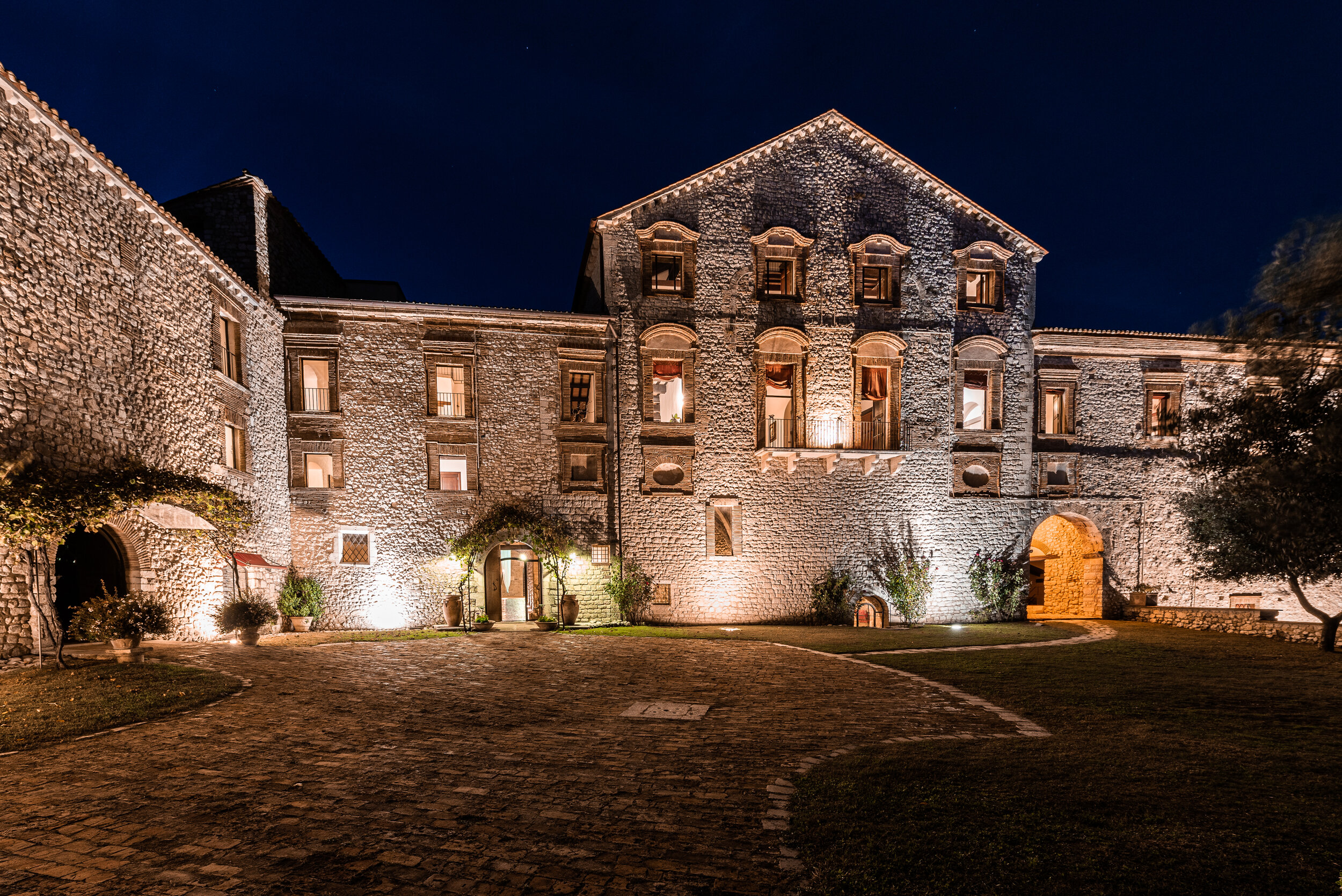 Abbey13.jpg