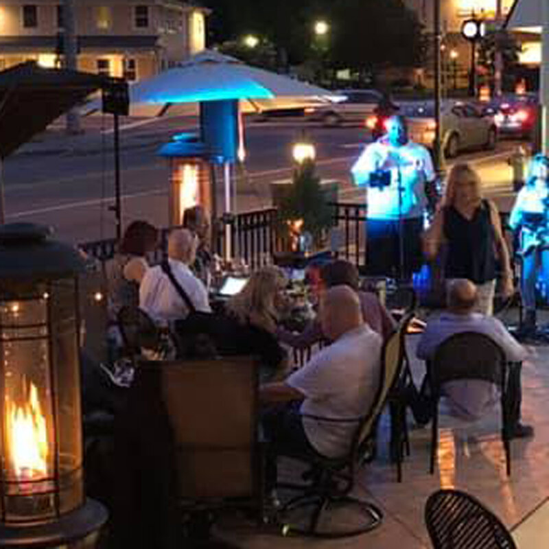 Joe Gatt's Restaurant Eat. Dink. Visit.