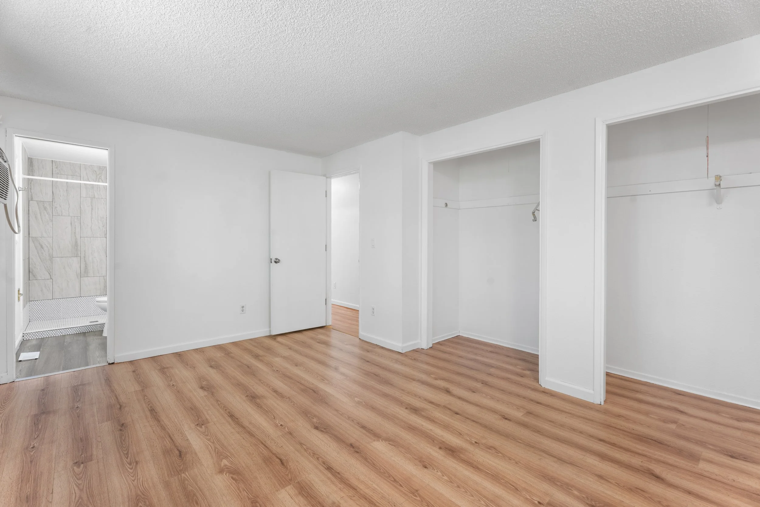 22_408 ne 65th st, vancouver-055.jpg