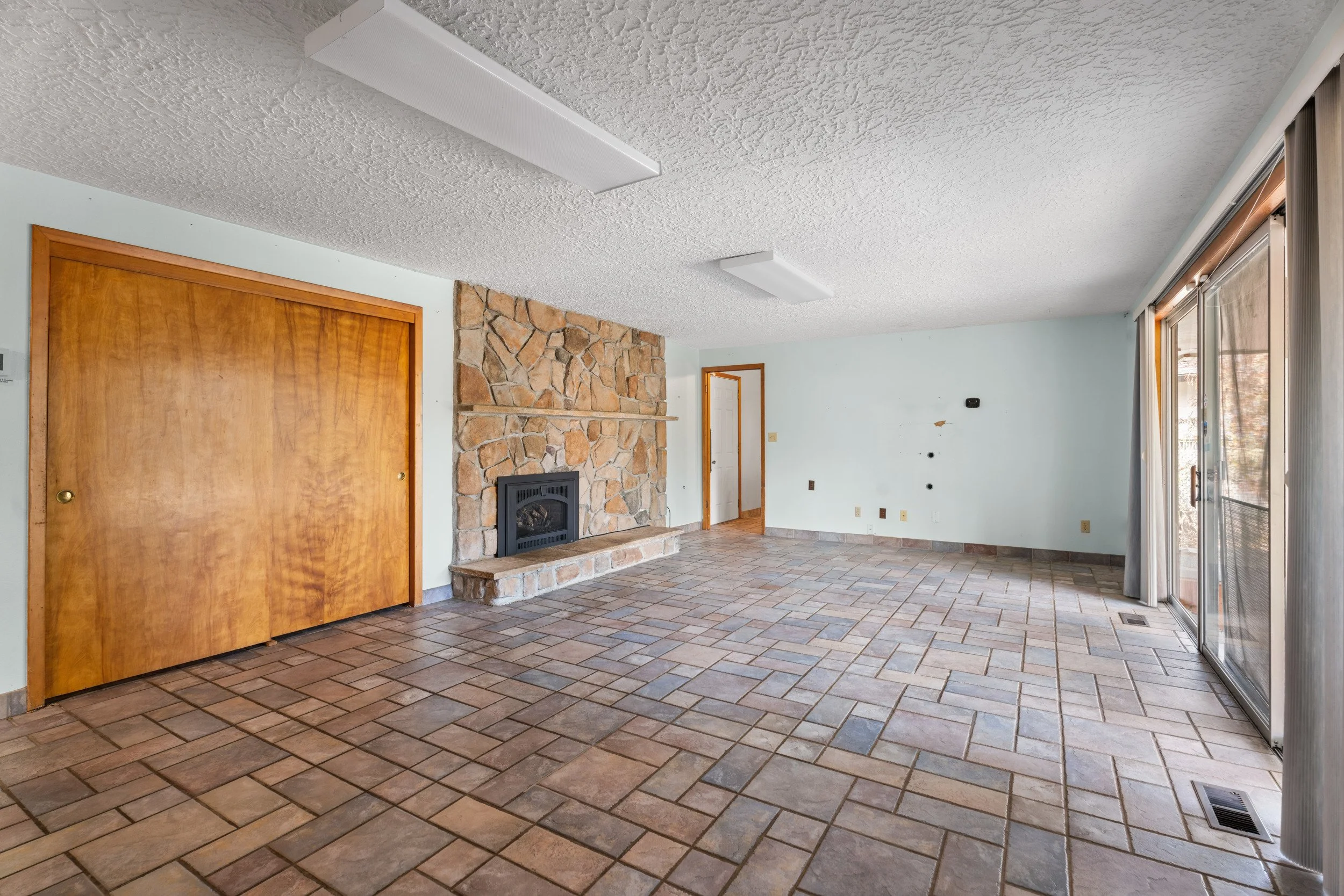6704 kansas st, vancouver-085.jpg