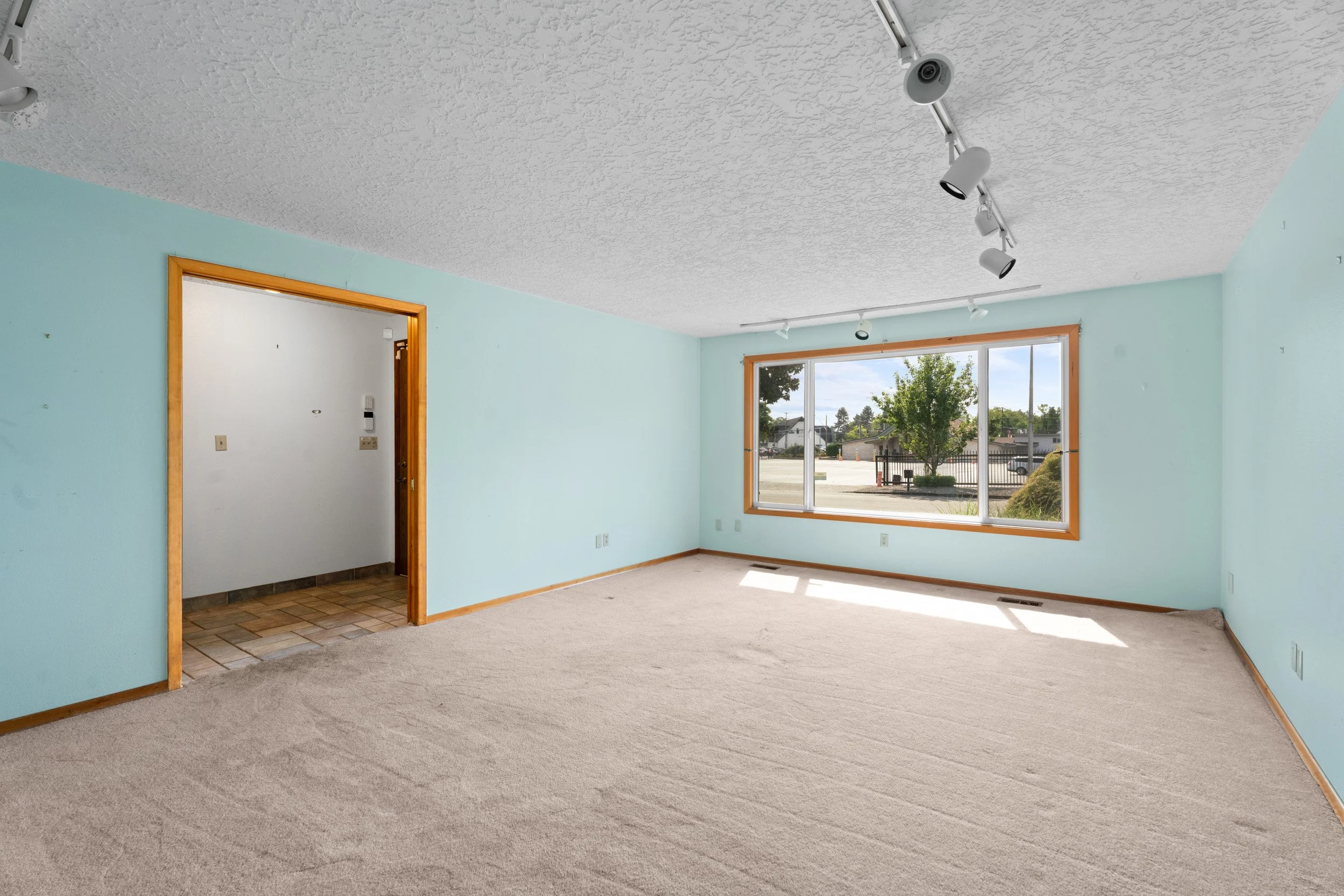 6704 kansas st, vancouver-106.jpg