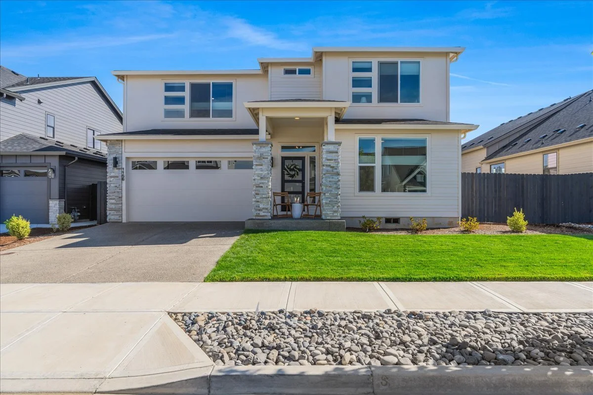 10-1156 N 44th Pl-9.jpg