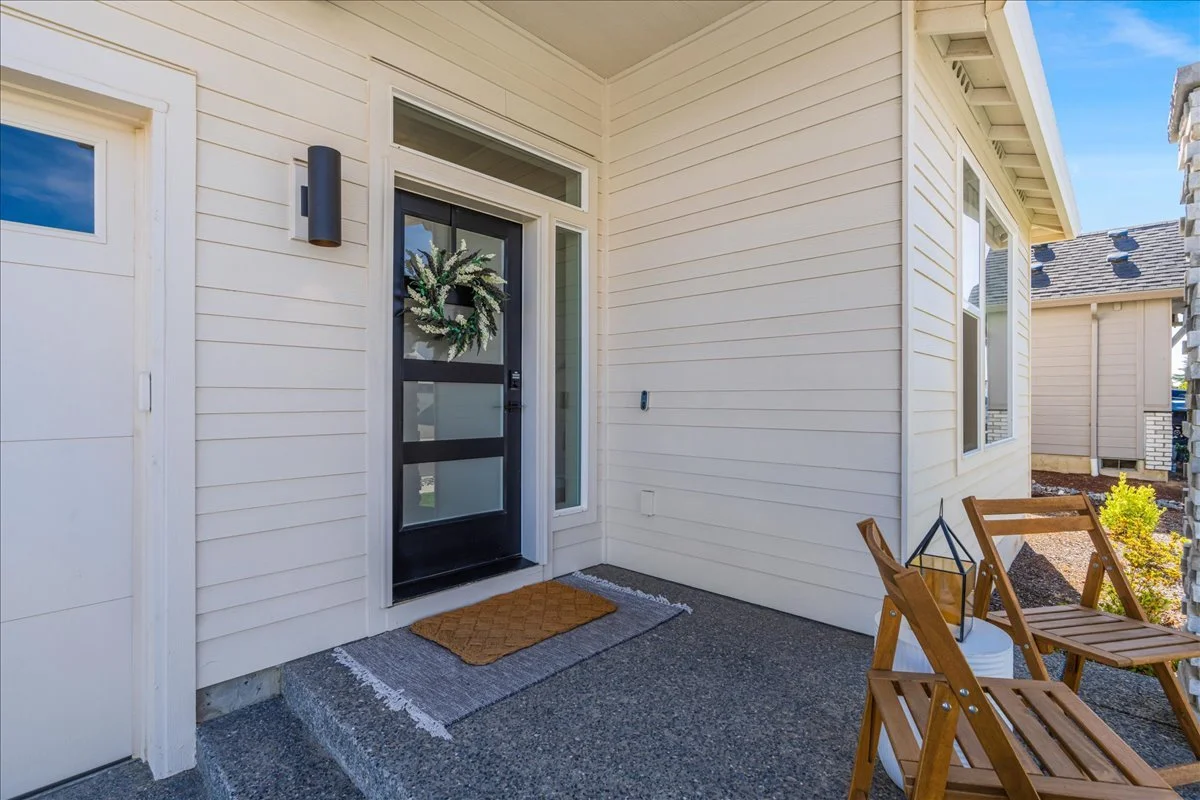 13-1156 N 44th Pl-7.jpg