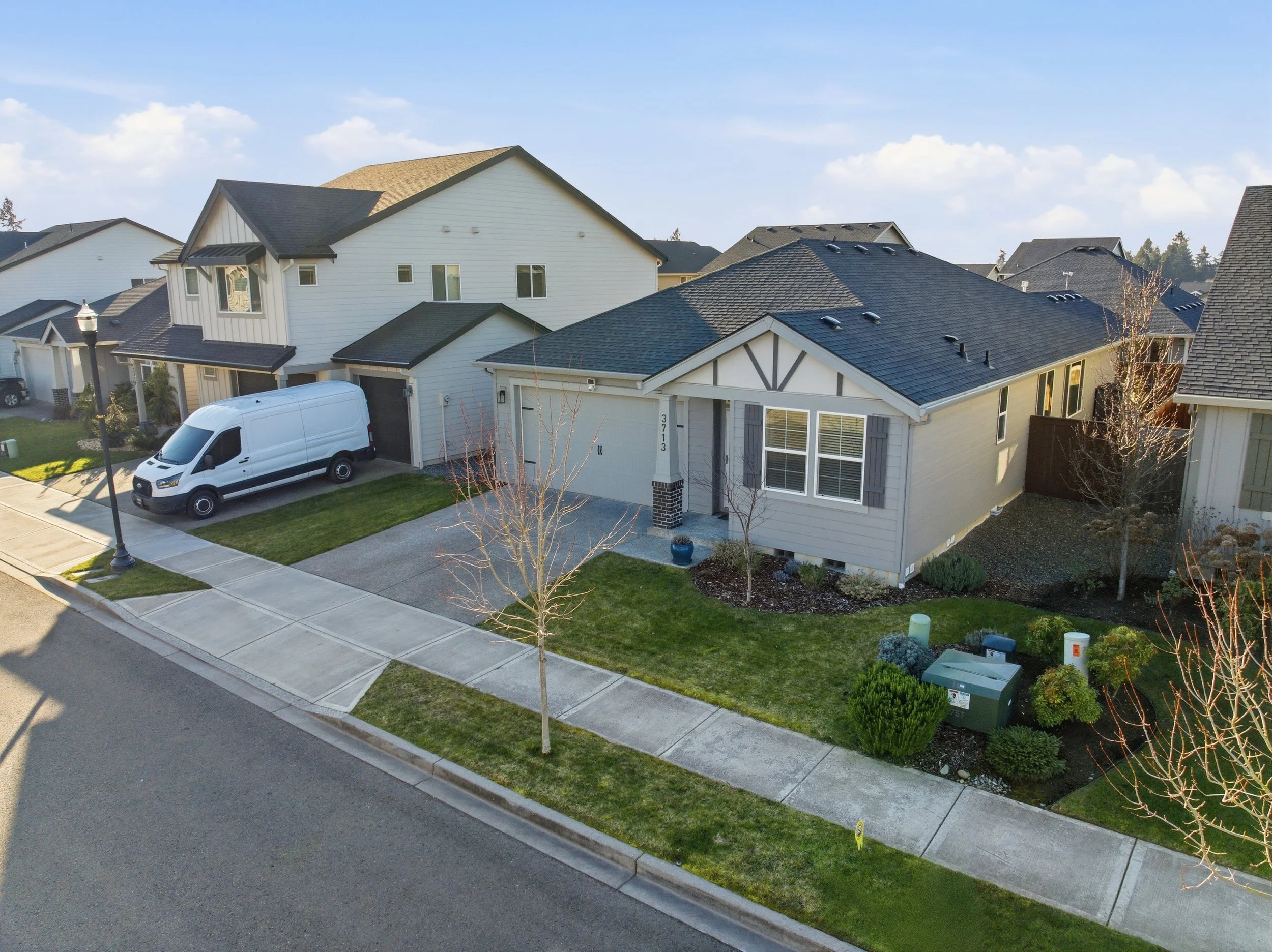 07-006_3713 S 41st Pl-014.jpg