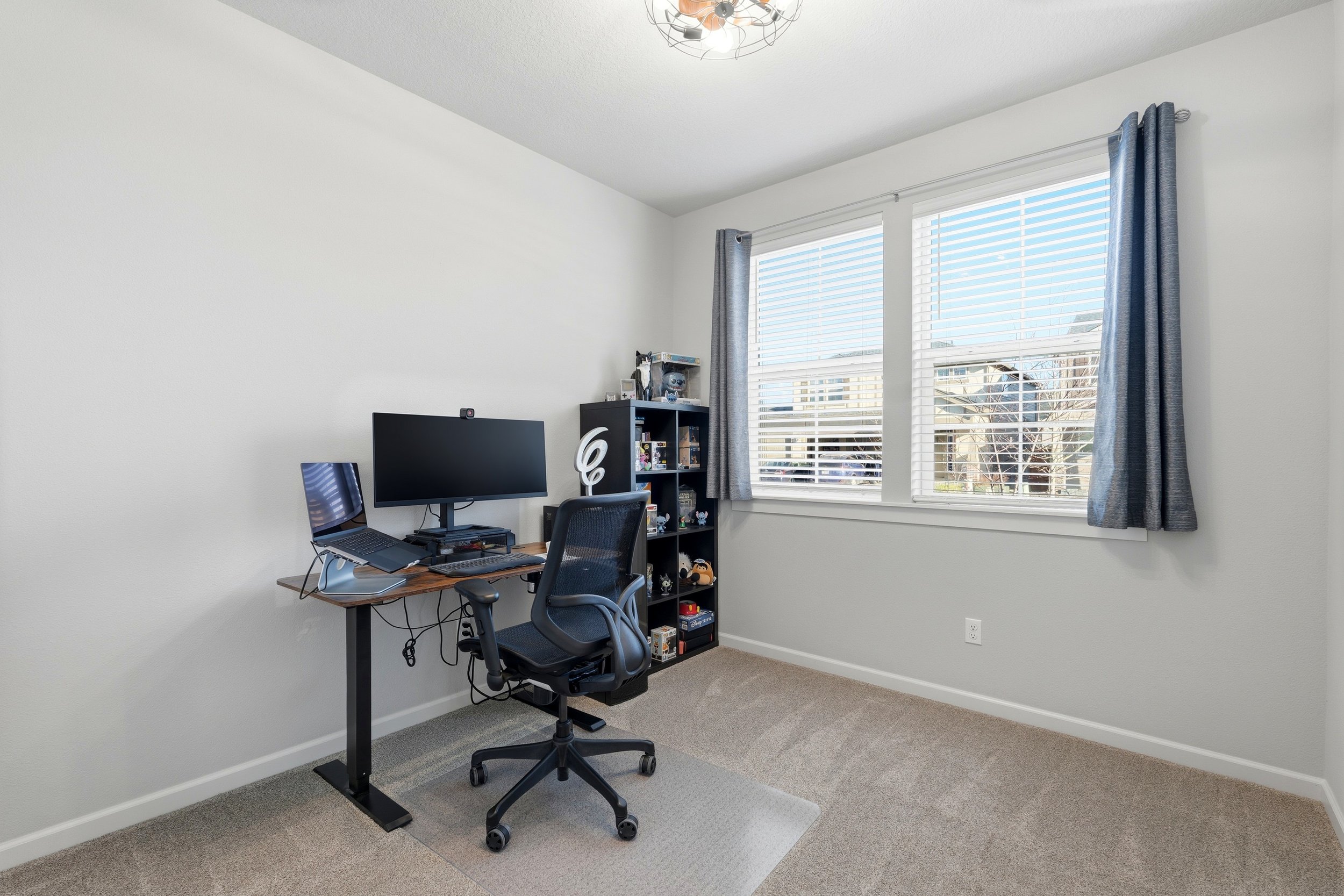 27-024_3713 S 41st Pl-054.jpg