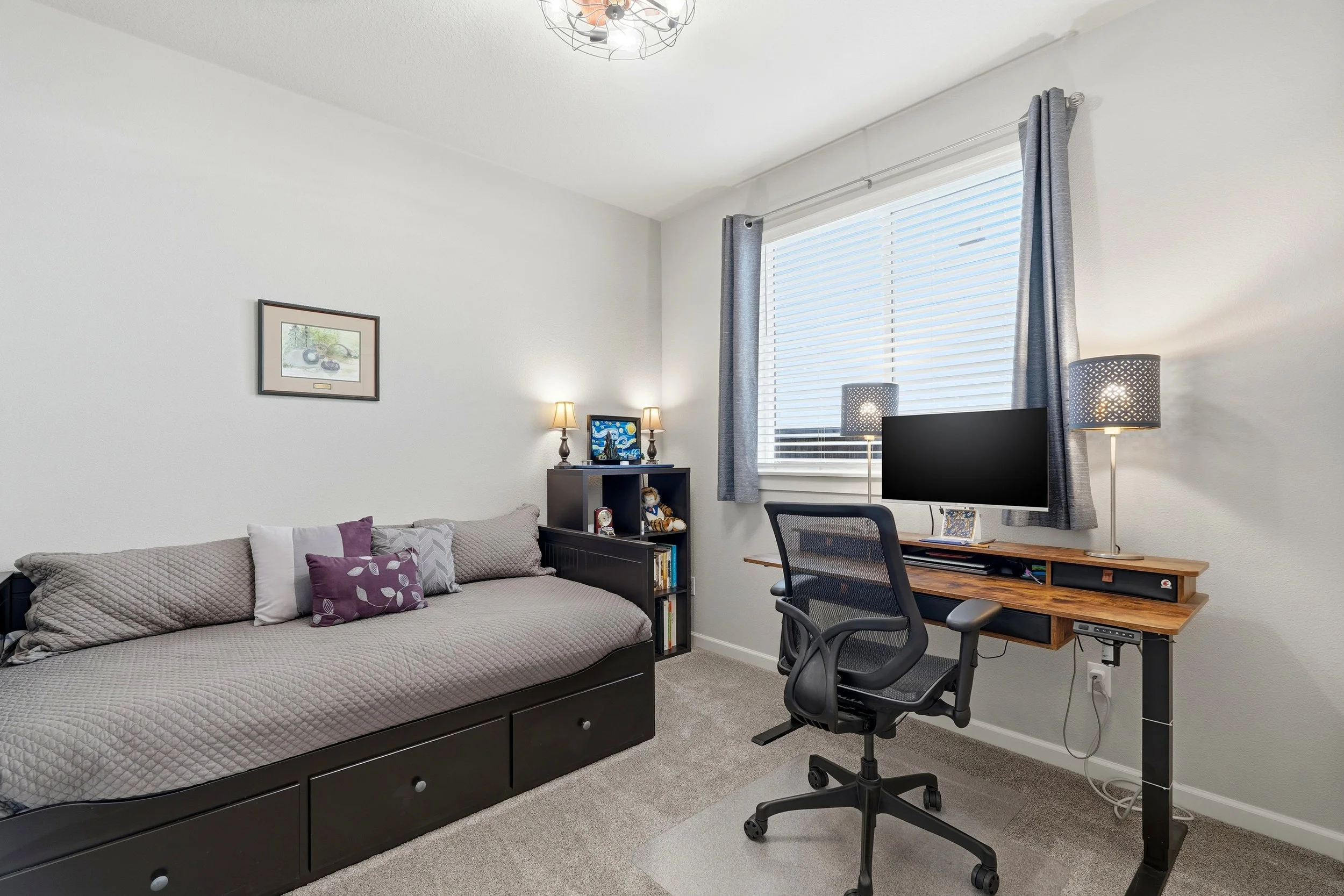 28-025_3713 S 41st Pl-064.jpg