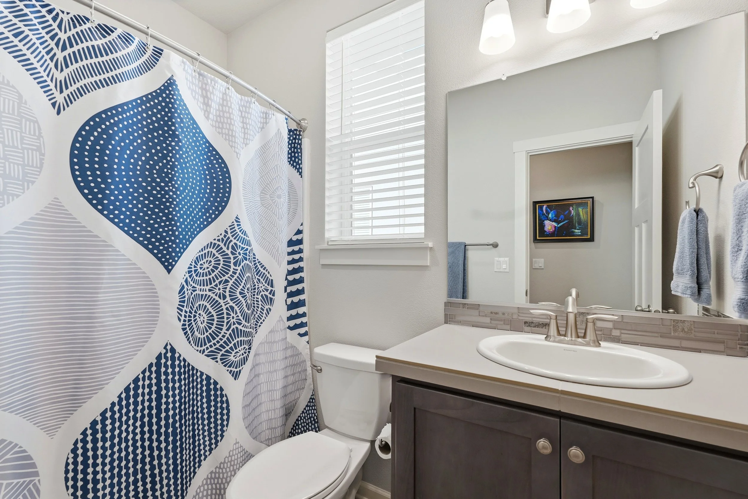 31-028_3713 S 41st Pl-059.jpg