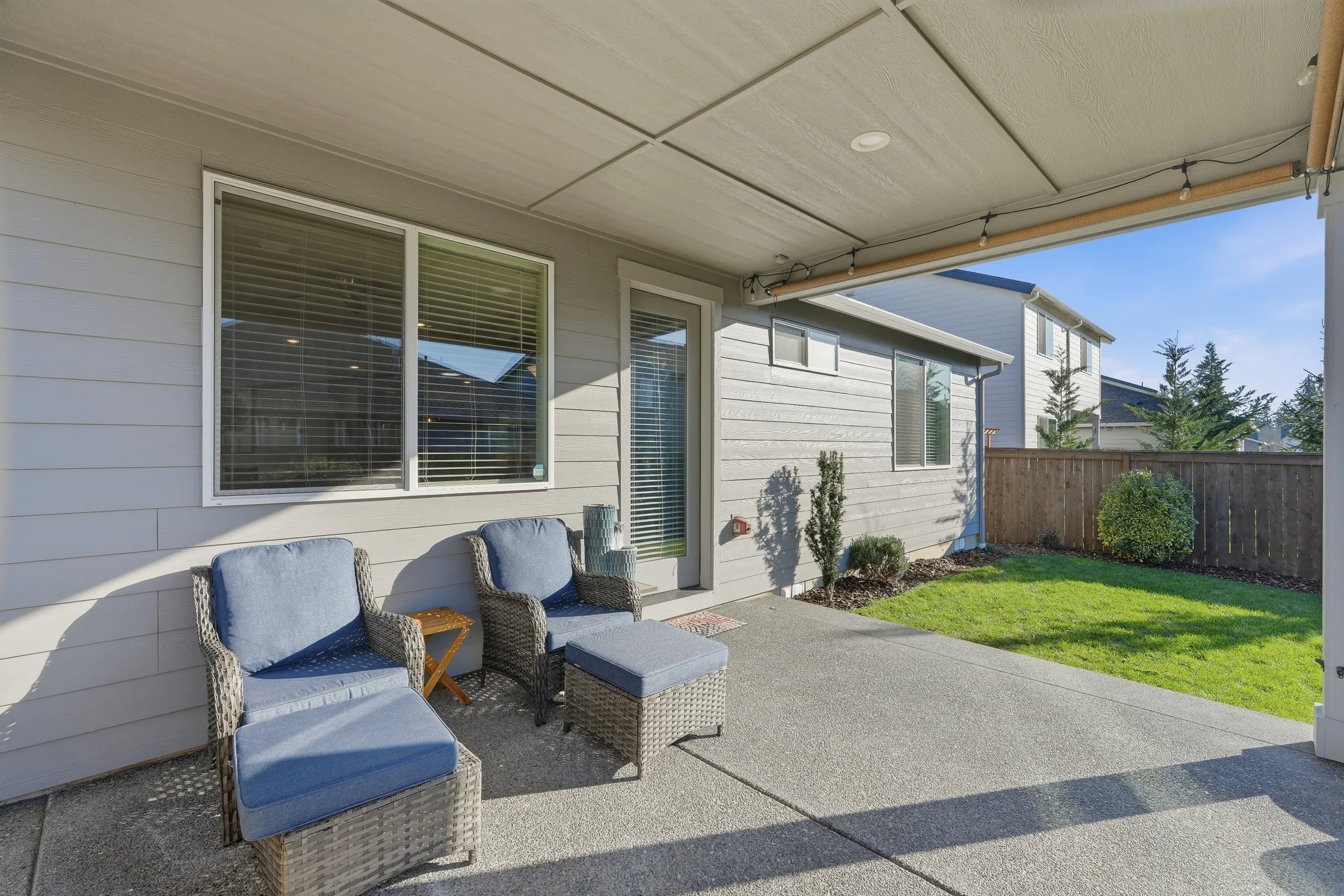 35-032_3713 S 41st Pl-159.jpg