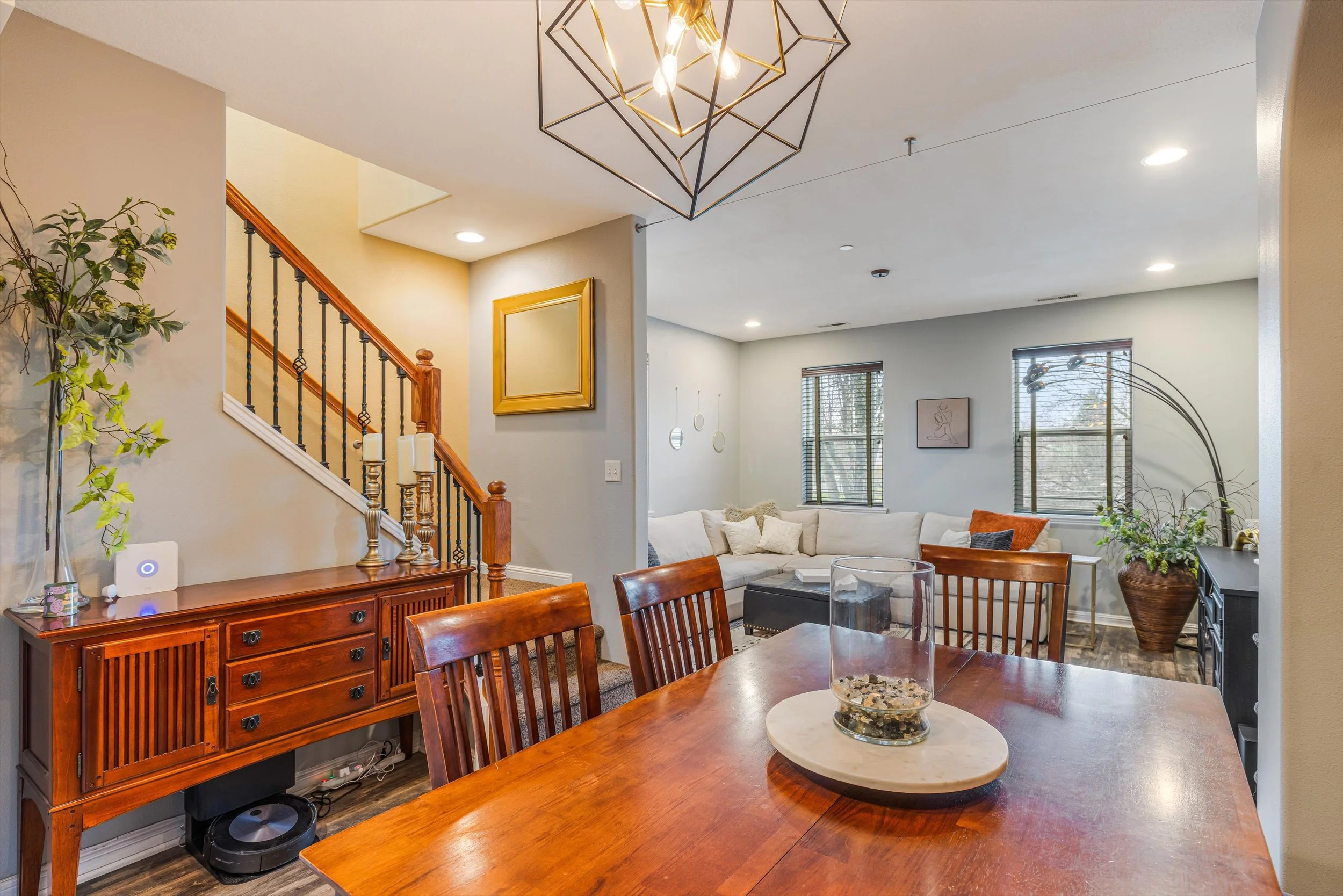 09-8201 NE 53rd Way-21.jpg