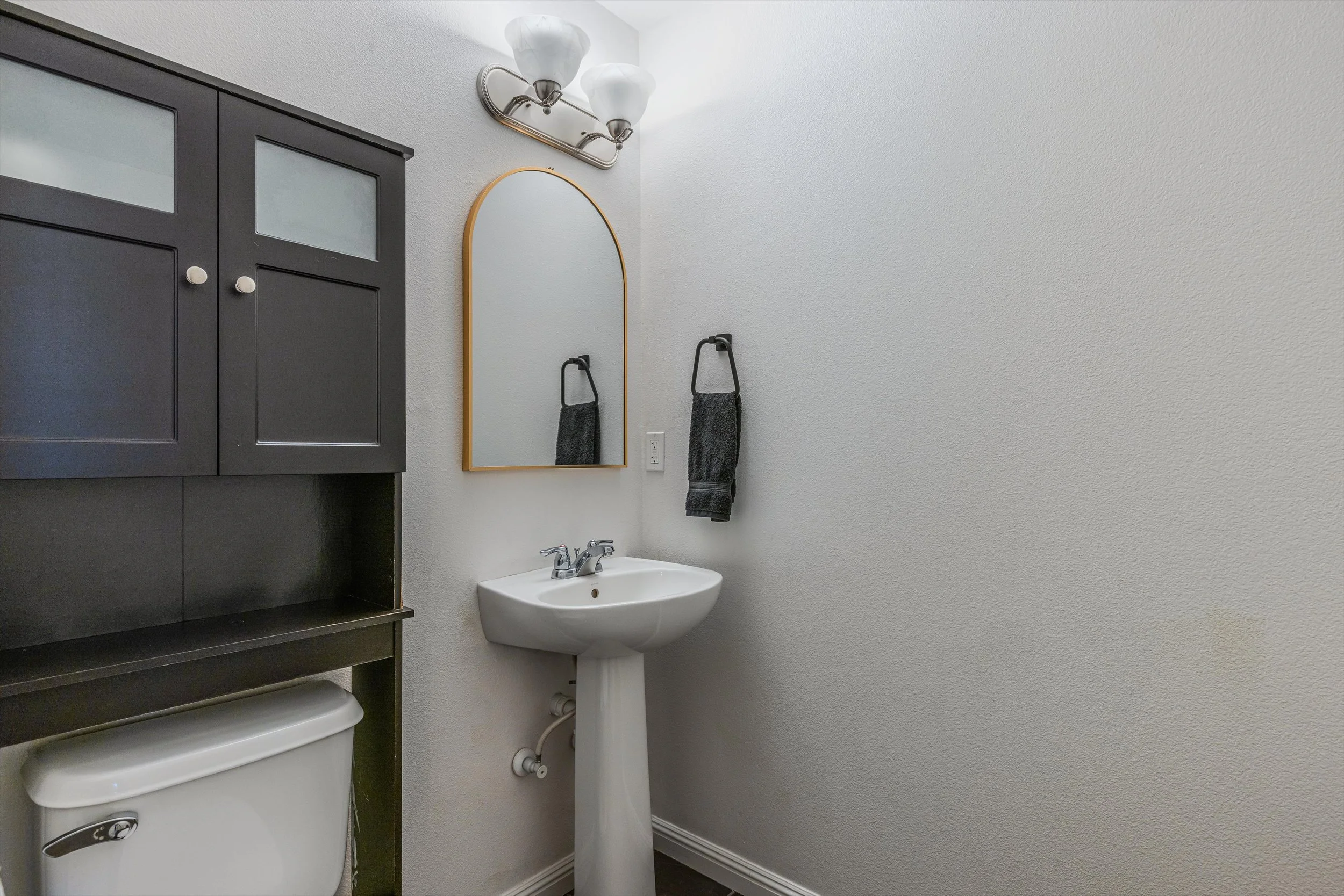 35-8201 NE 53rd Way-19.jpg