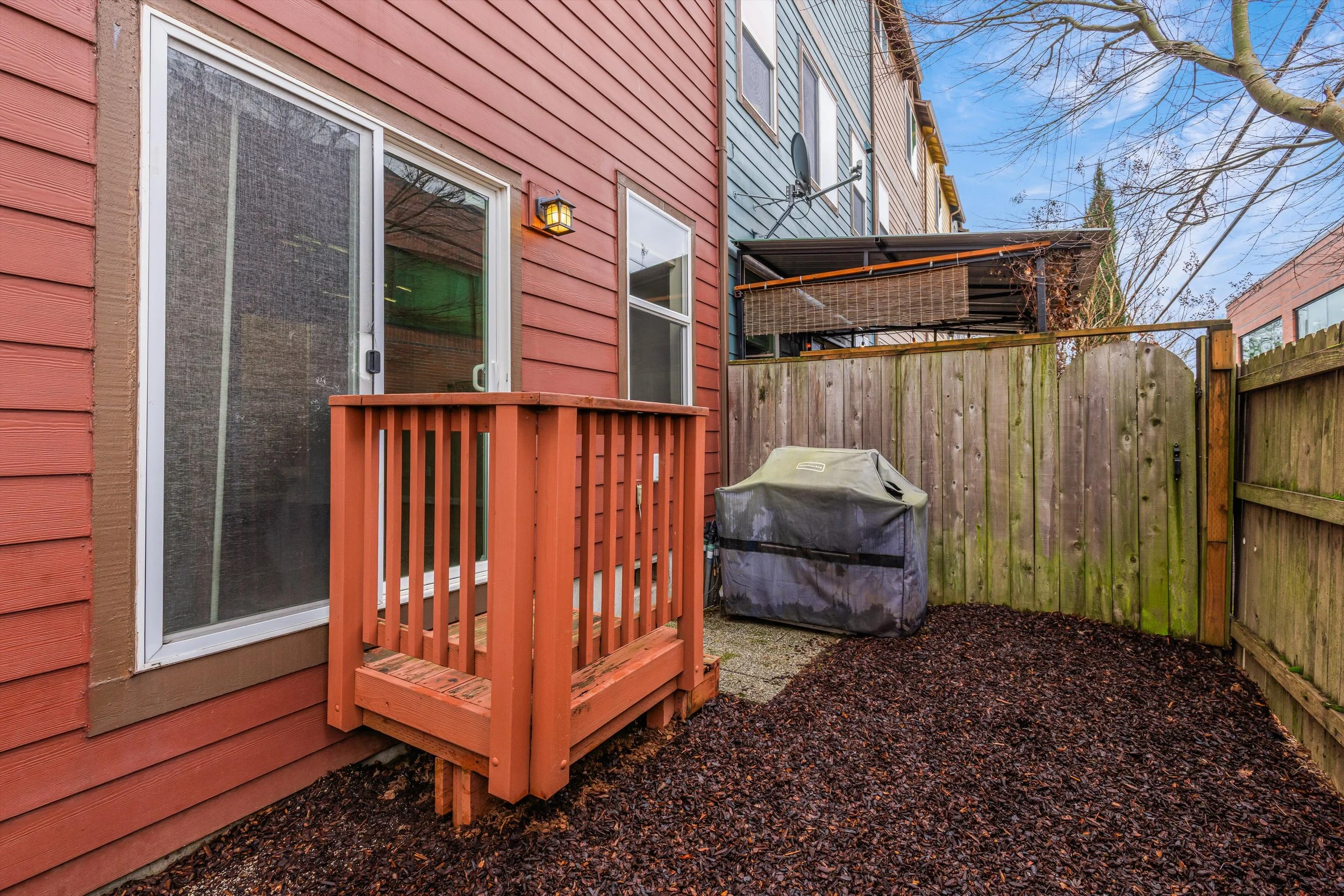 38-8201 NE 53rd Way-40.jpg