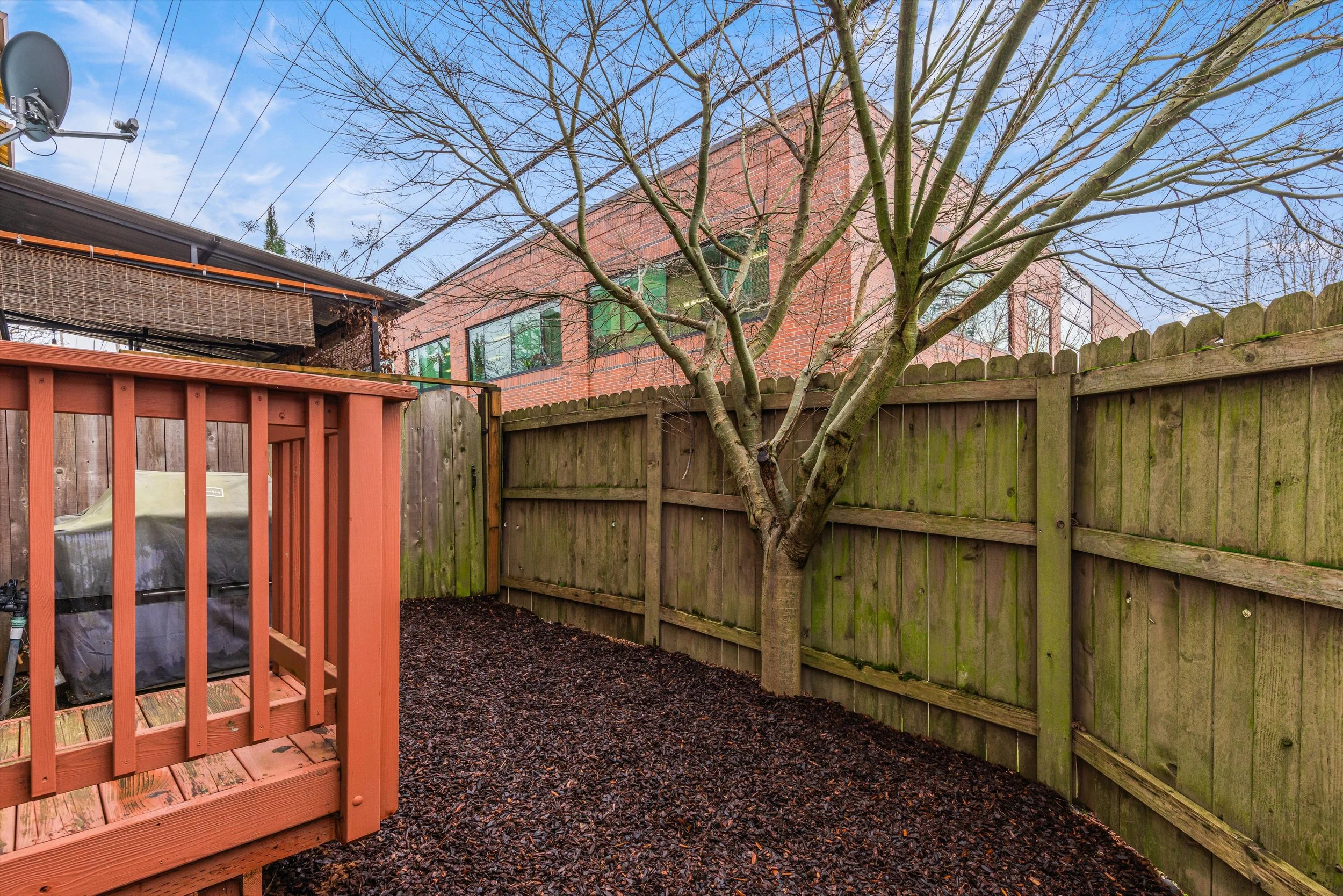 39-8201 NE 53rd Way-41.jpg