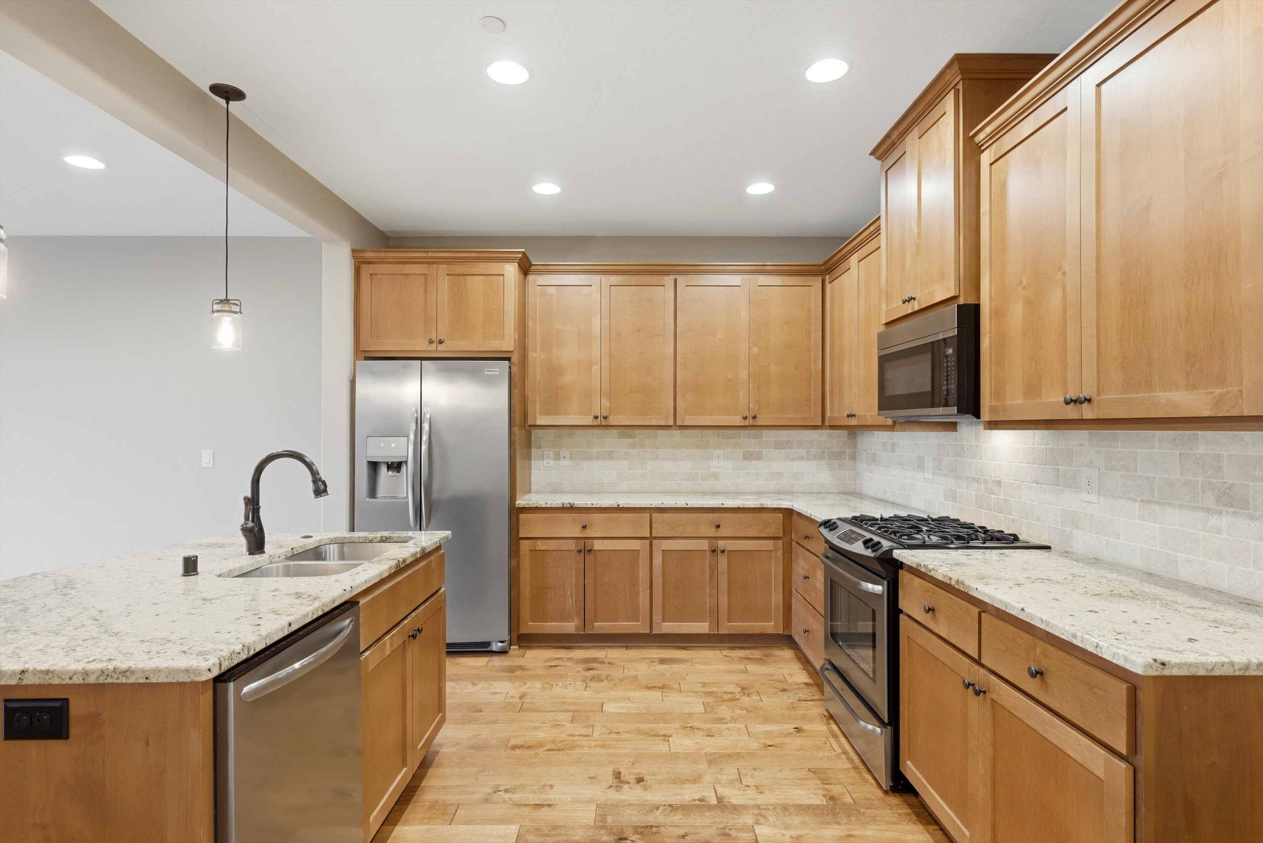 08-4307 NW Sage Loop (20).jpg