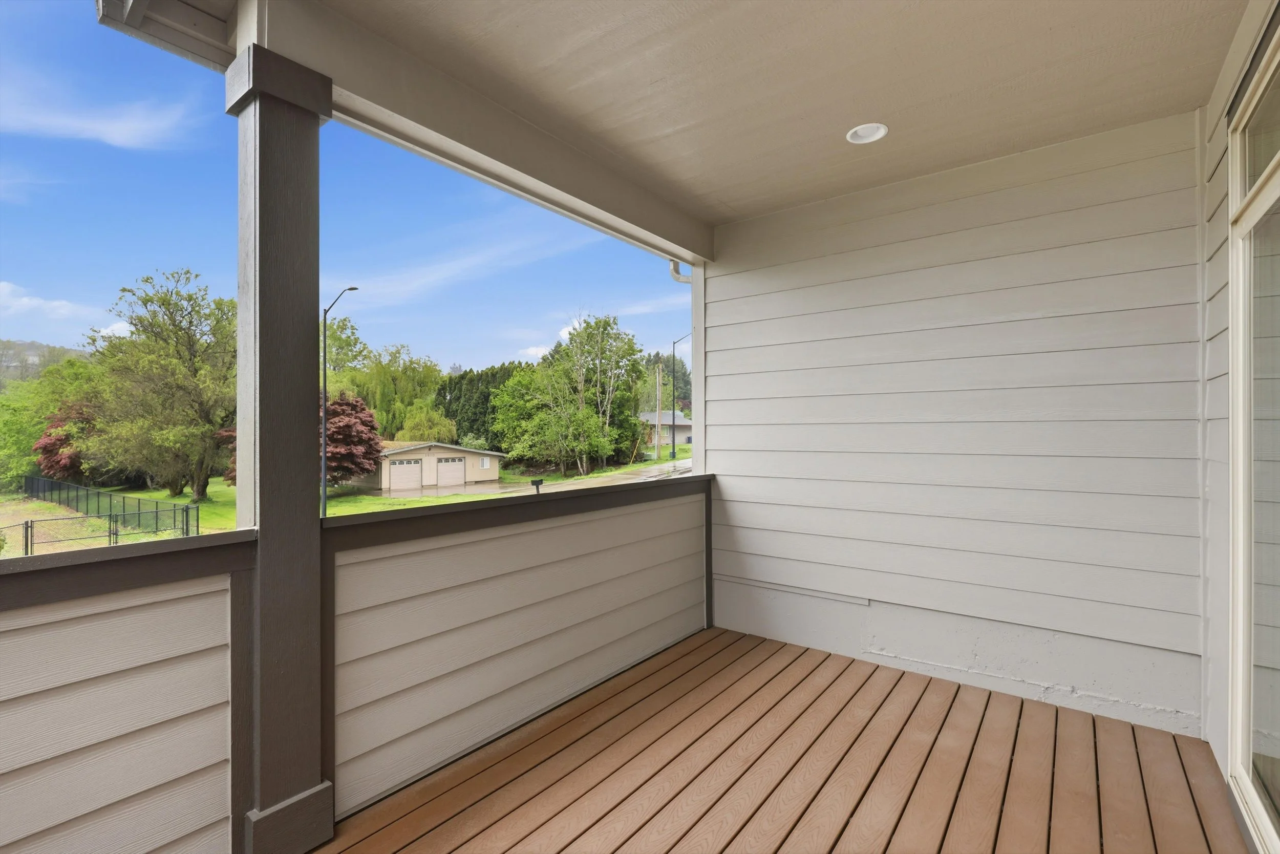 33-4307 NW Sage Loop (36).jpg