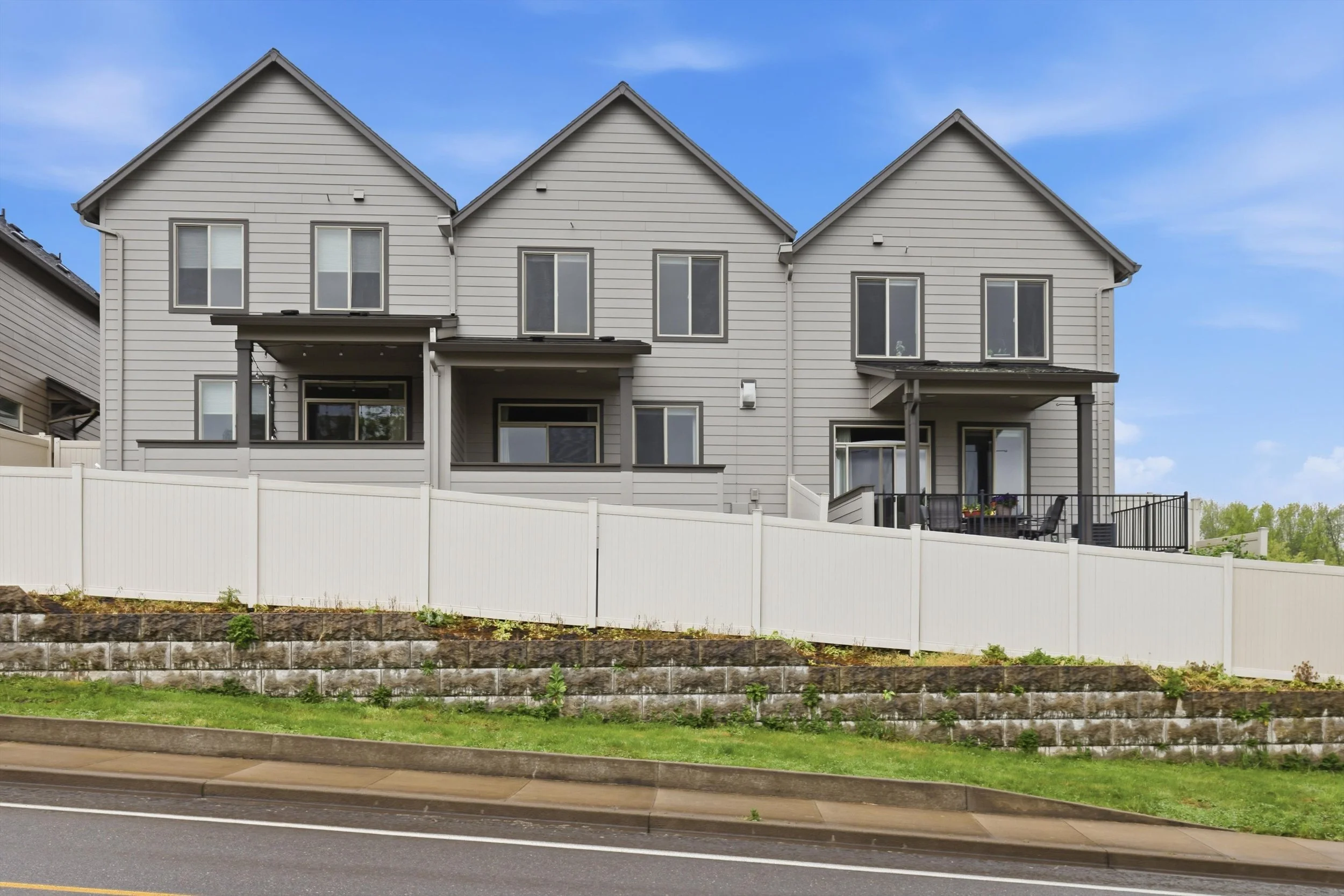 37-4307 NW Sage Loop (40).jpg