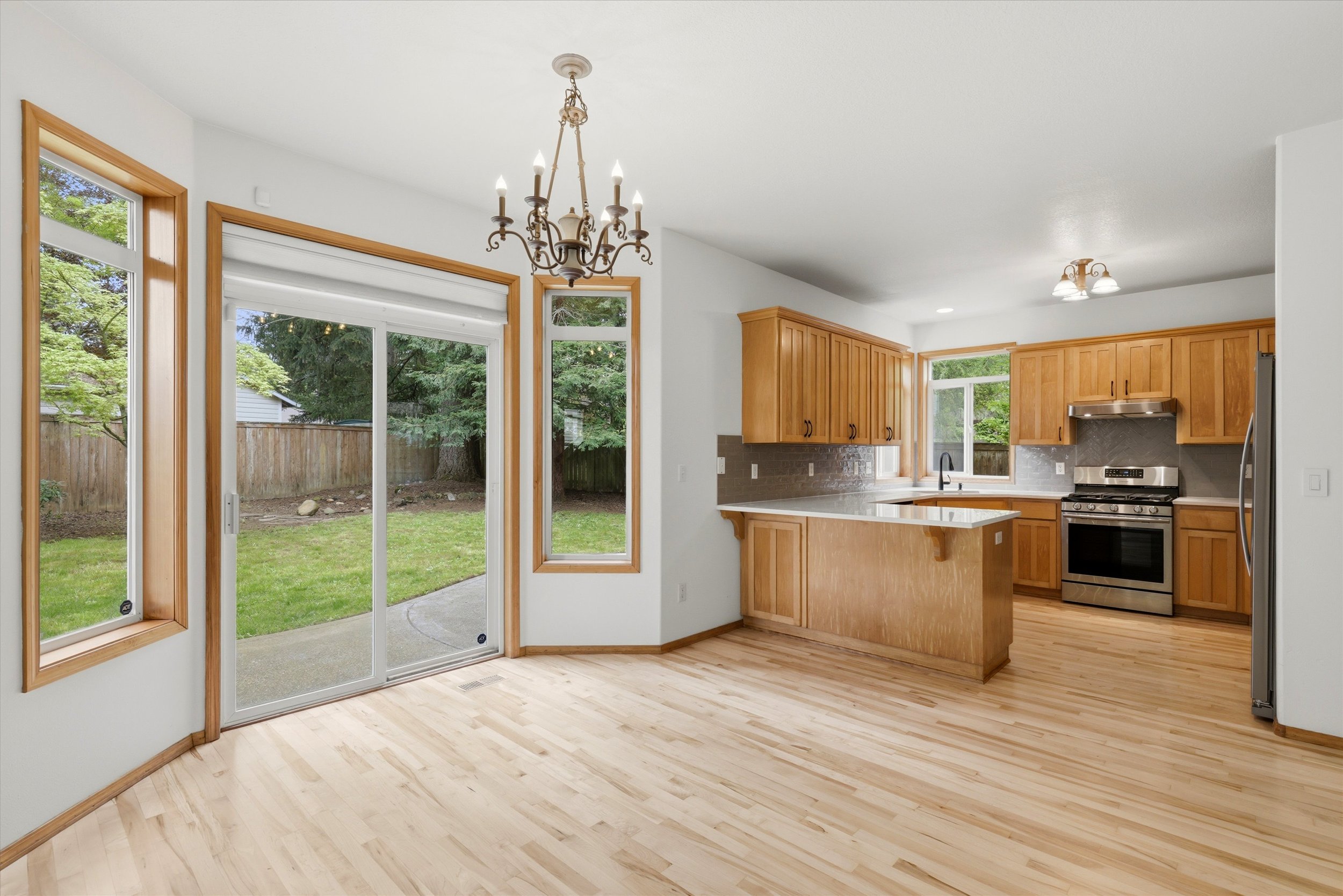 27-2985921--18211-ne-33rd-cir---chelsey-larow_027.jpg