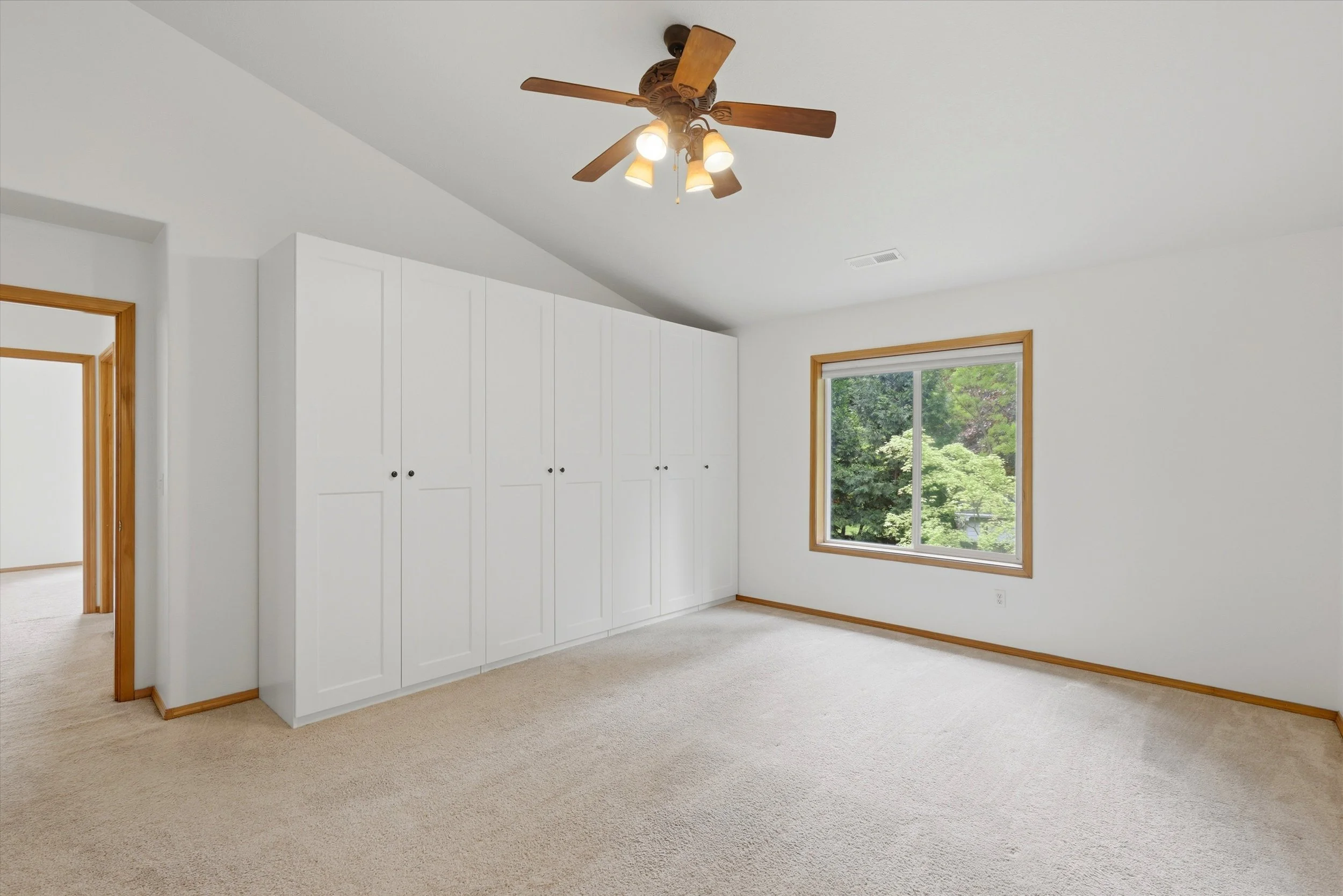 32-2985921--18211-ne-33rd-cir---chelsey-larow_032.jpg