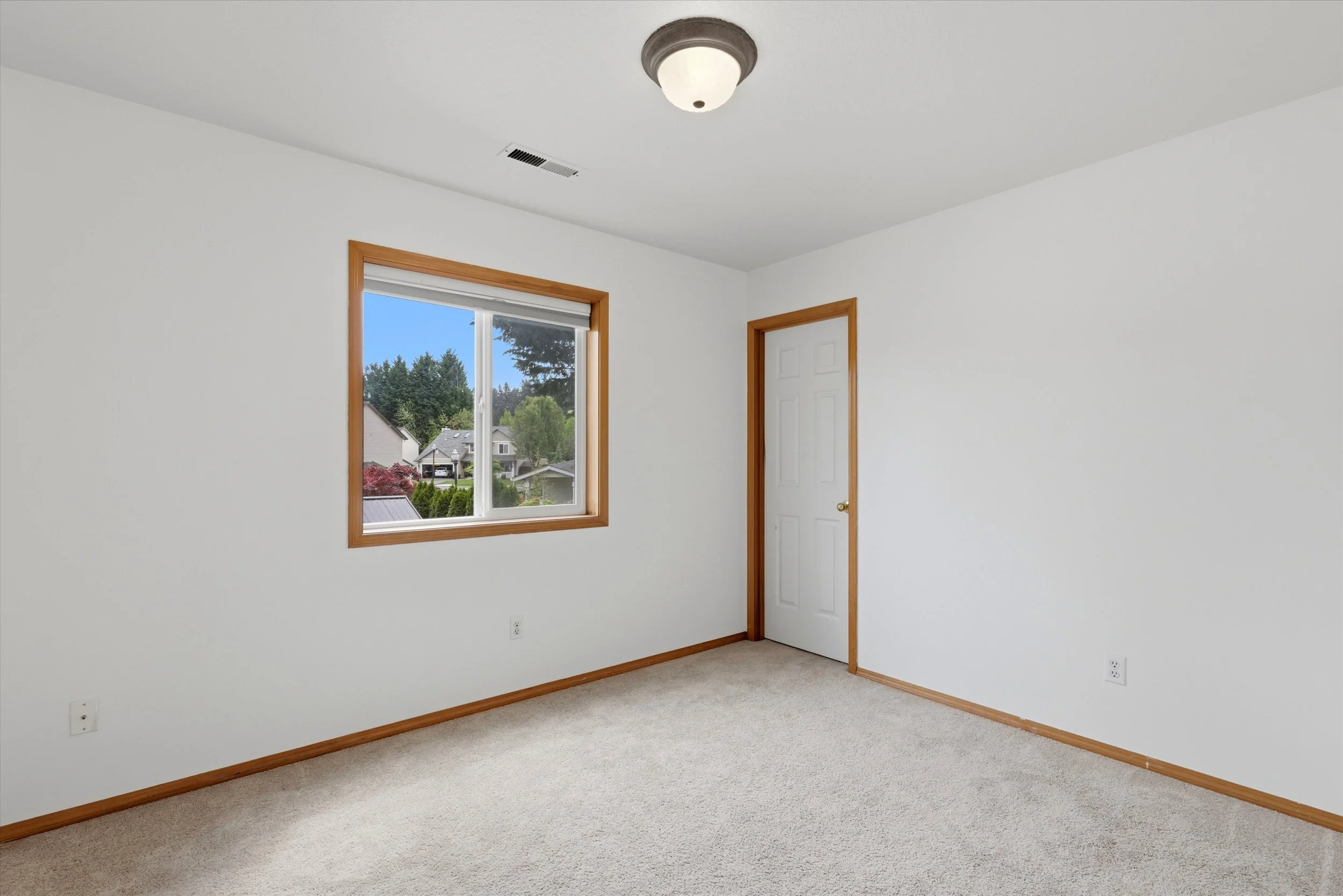 35-2985921--18211-ne-33rd-cir---chelsey-larow_035.jpg