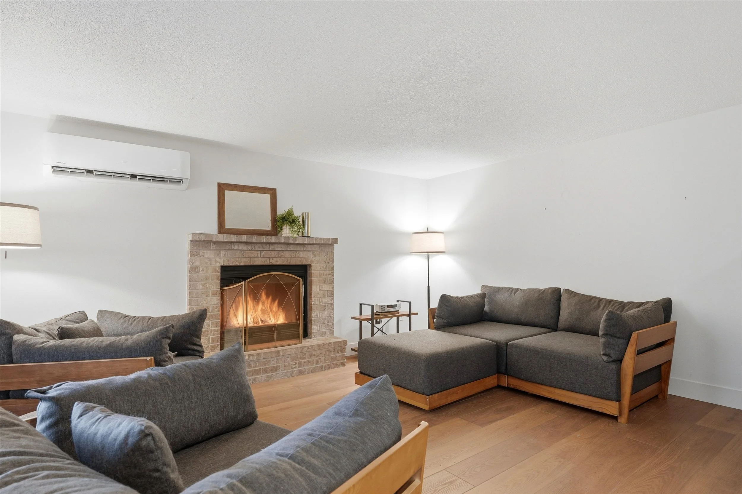25-2113 NE 151st Ct (17).jpg