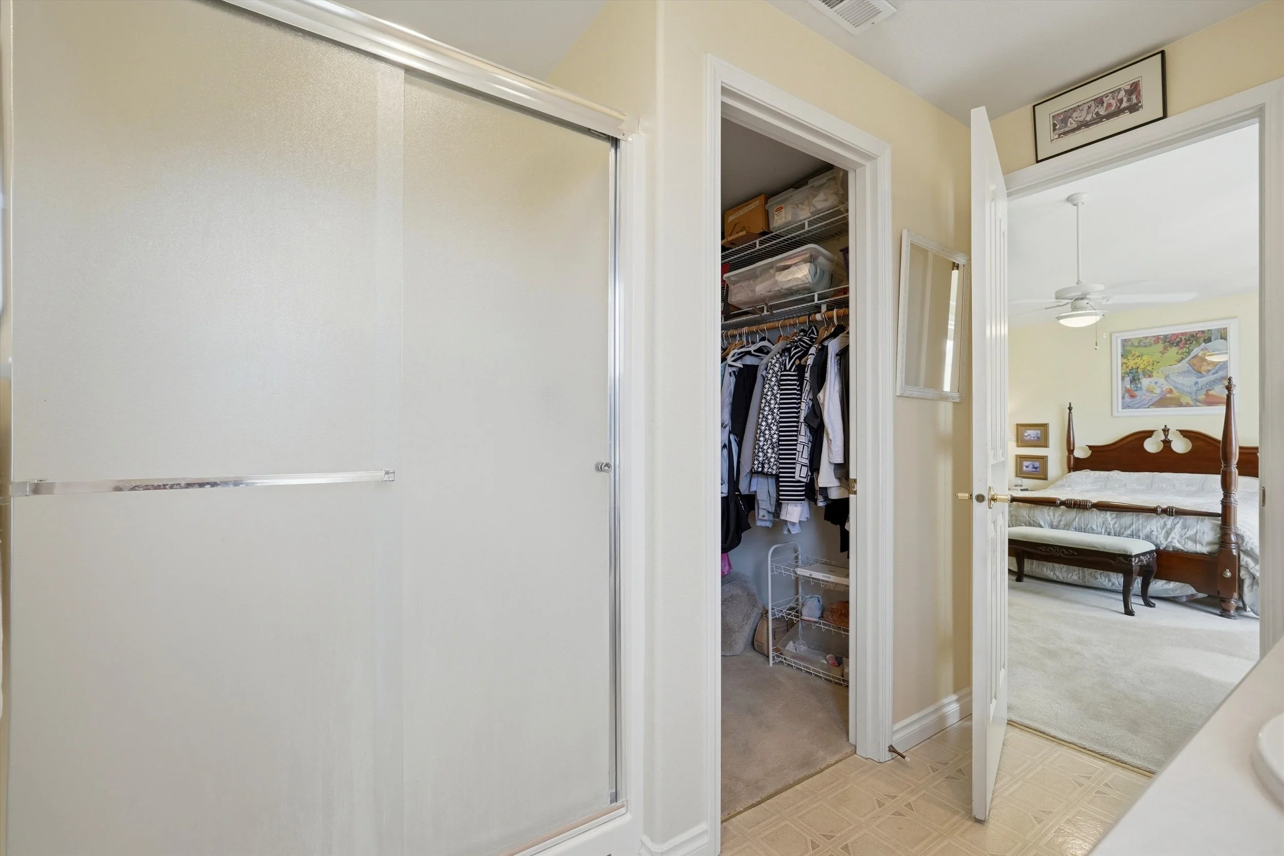 26-17407 SE 25th Way (31).jpg