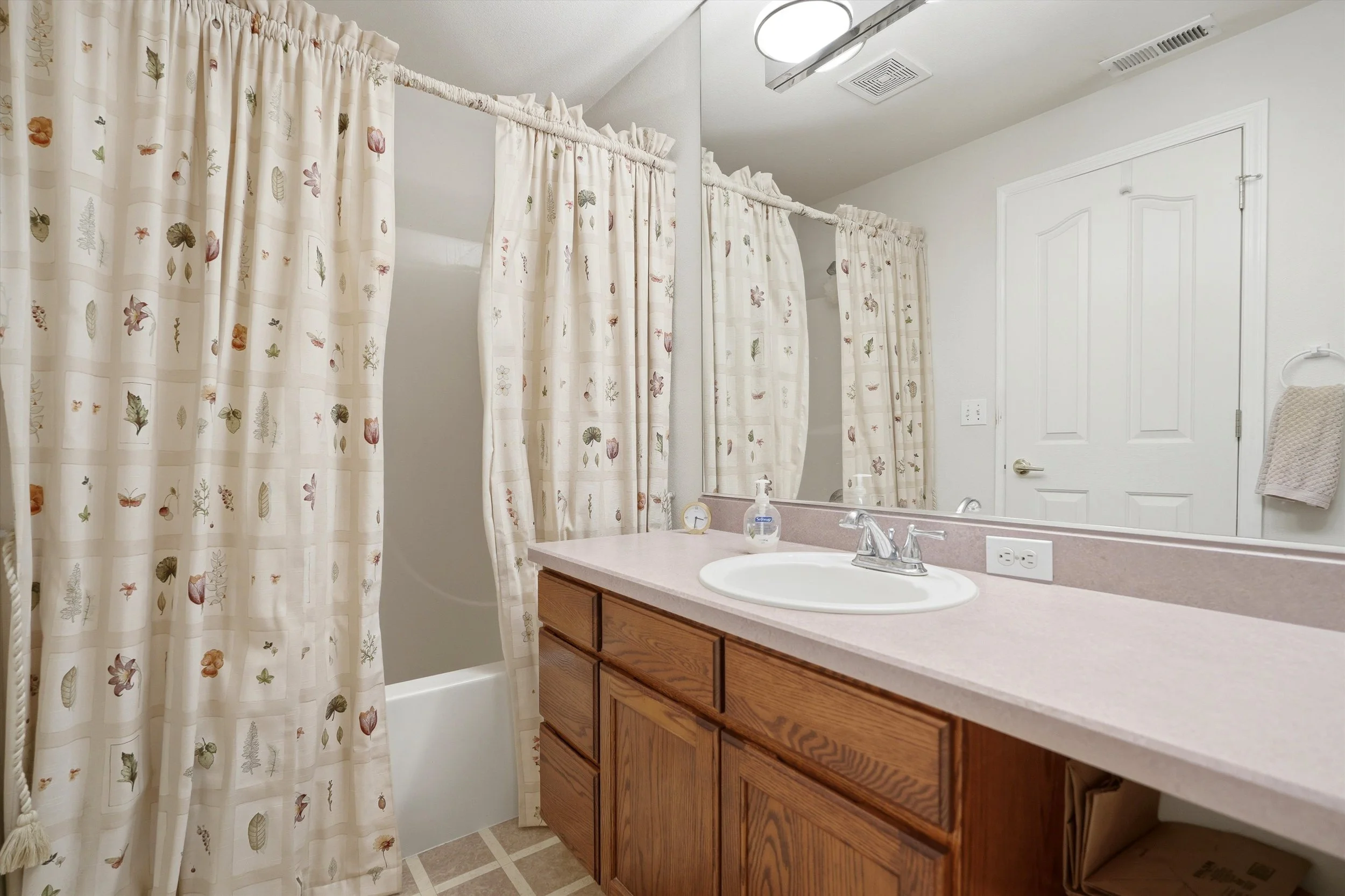 35-17407 SE 25th Way (35).jpg