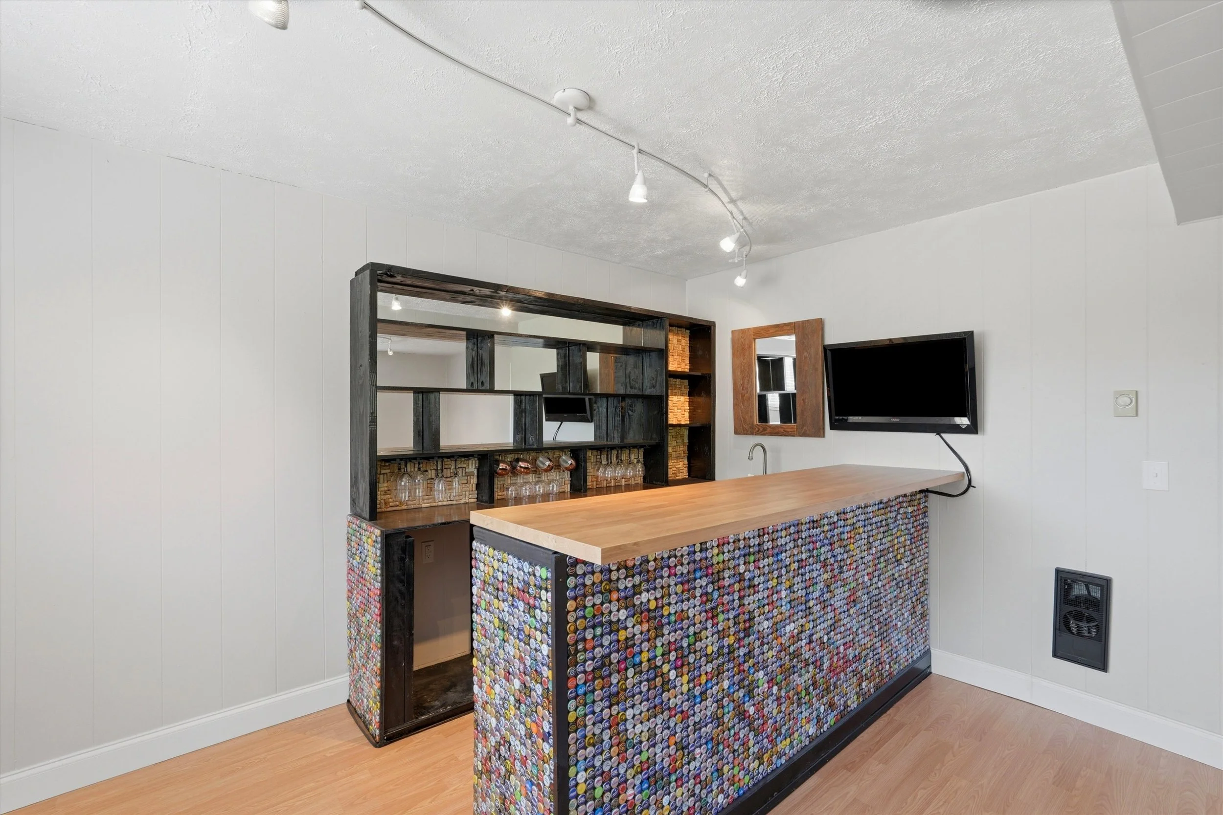 13-8404 NE 29th Ave-4.jpg